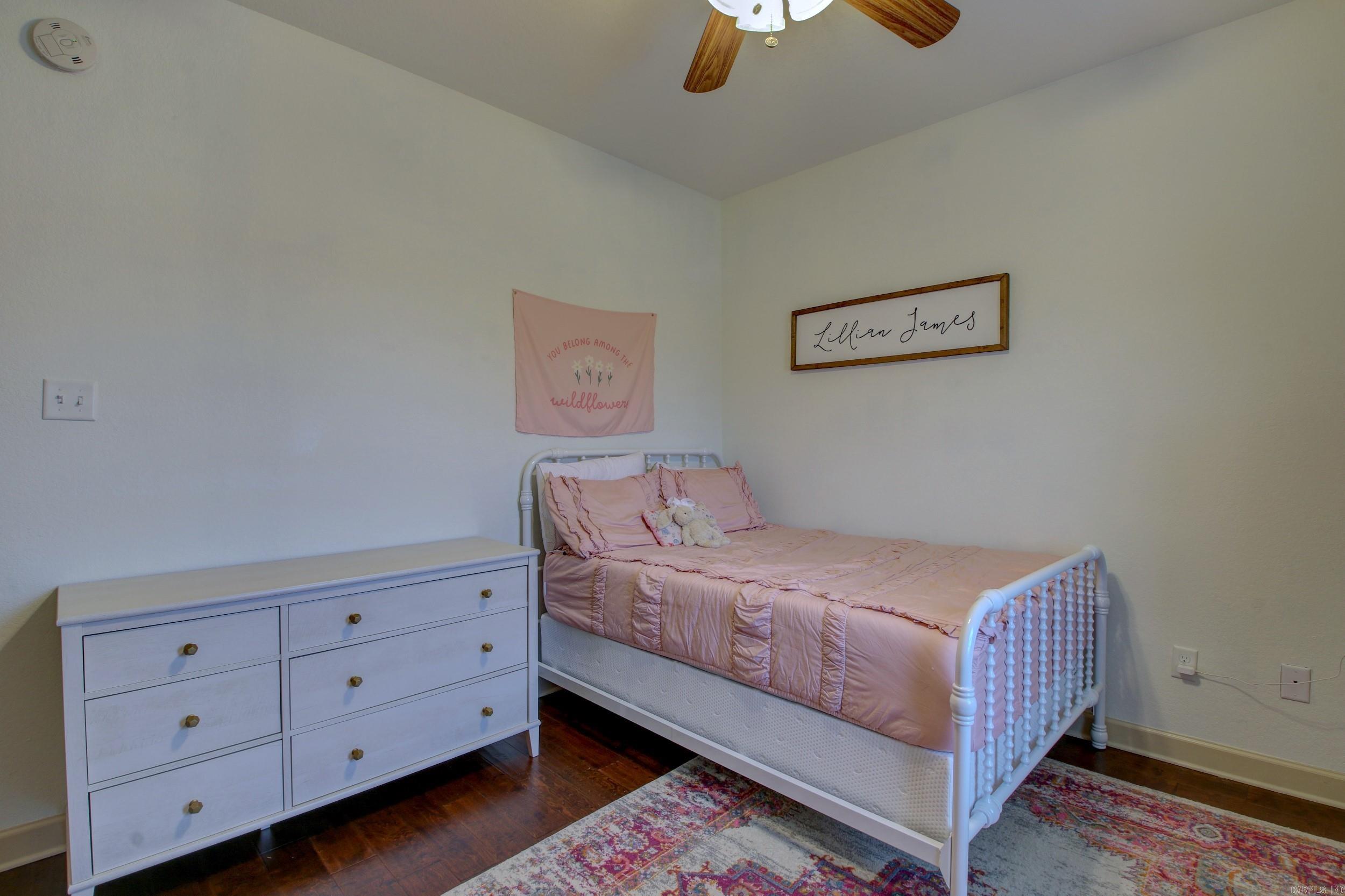 SHADOW CREEK - Residential