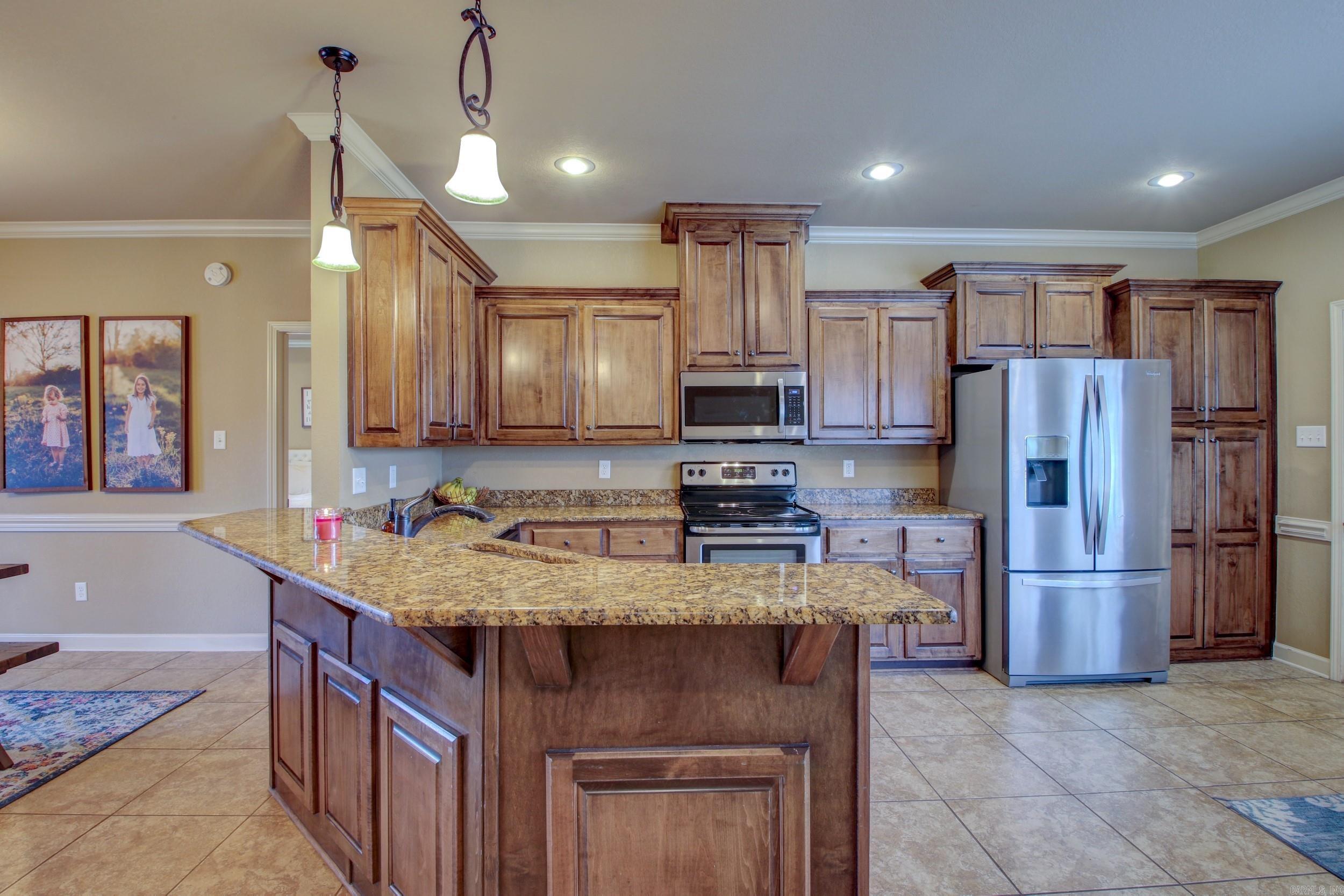 SHADOW CREEK - Residential