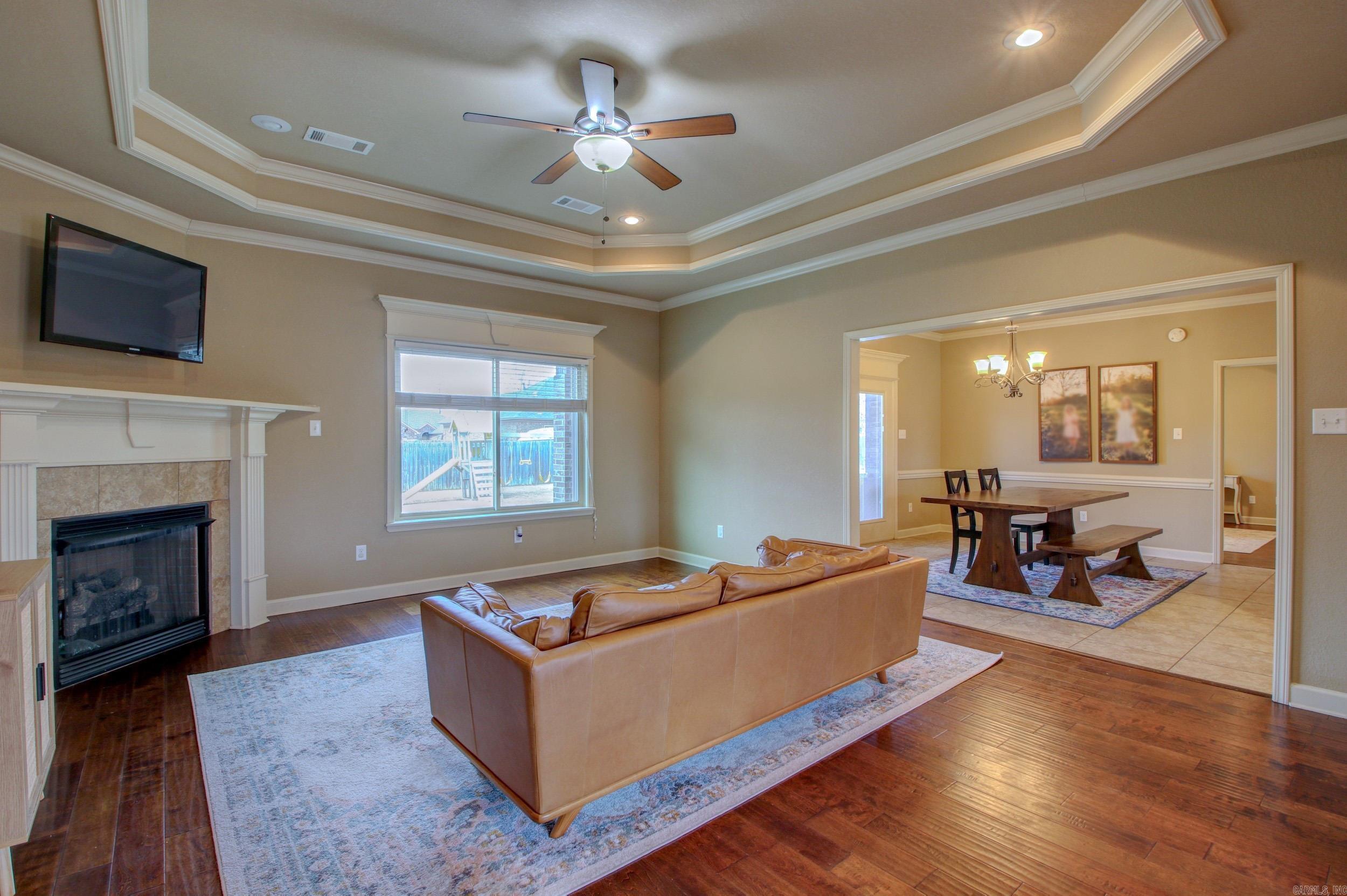 SHADOW CREEK - Residential