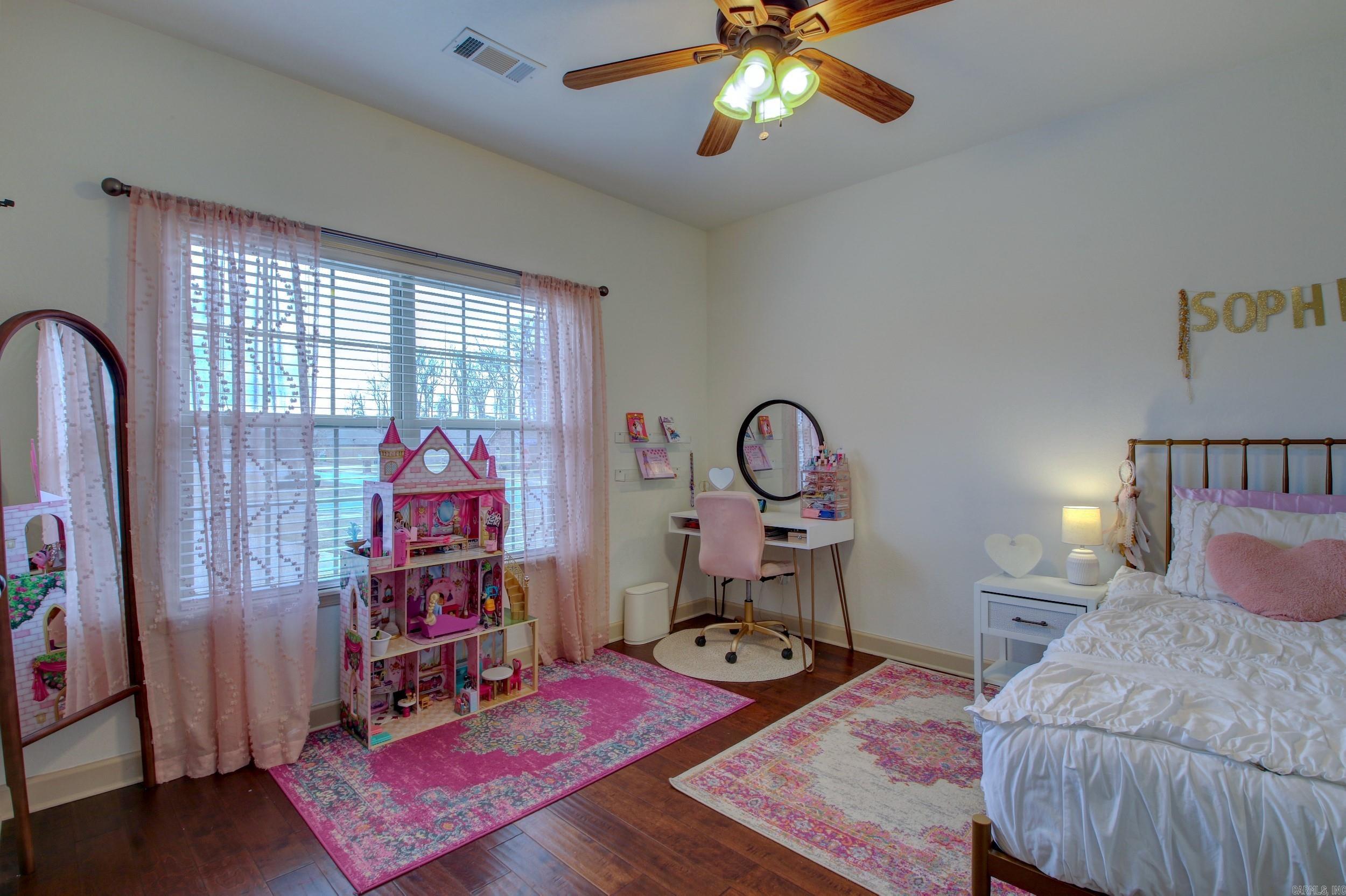 SHADOW CREEK - Residential