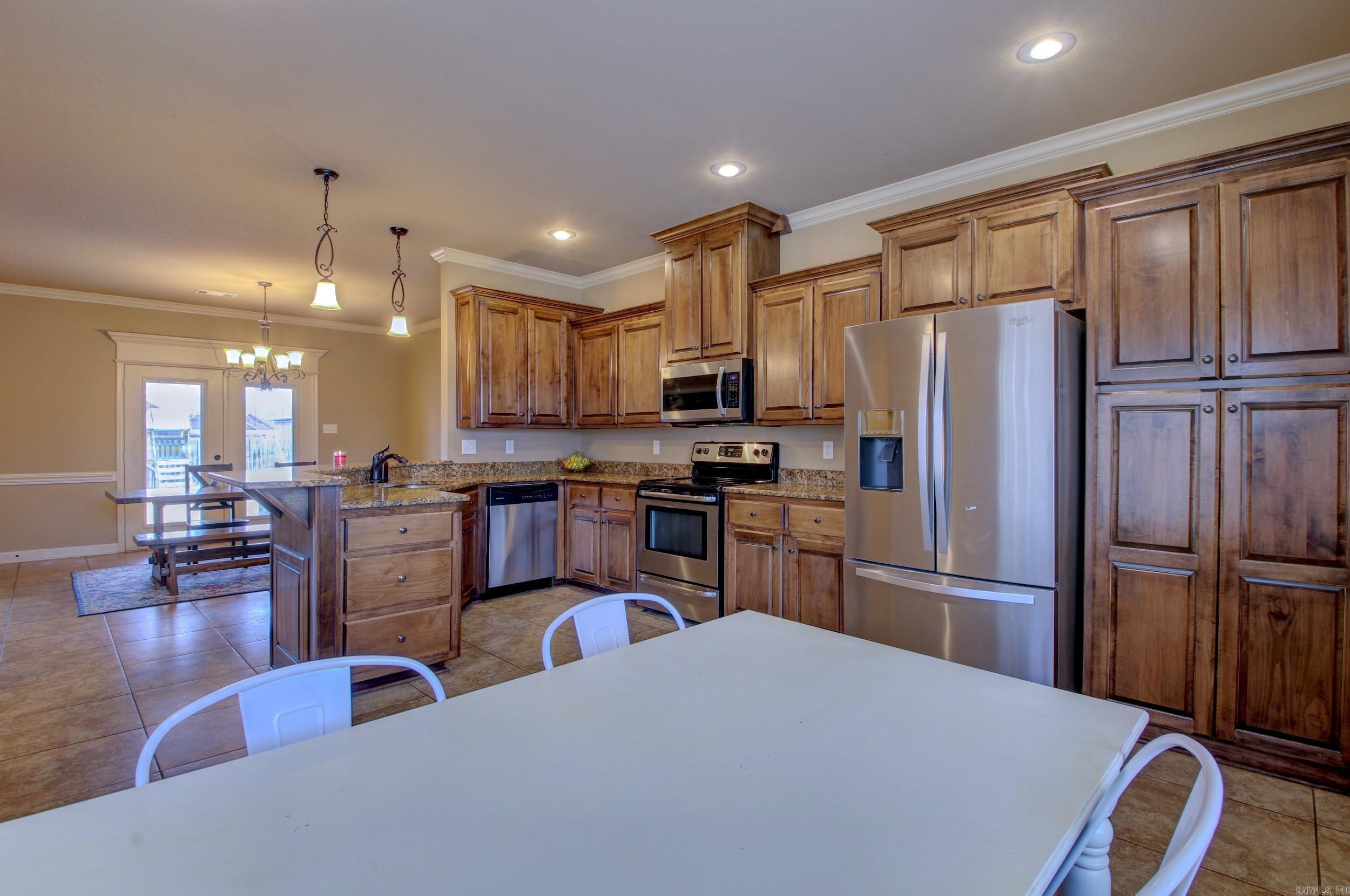 SHADOW CREEK - Residential