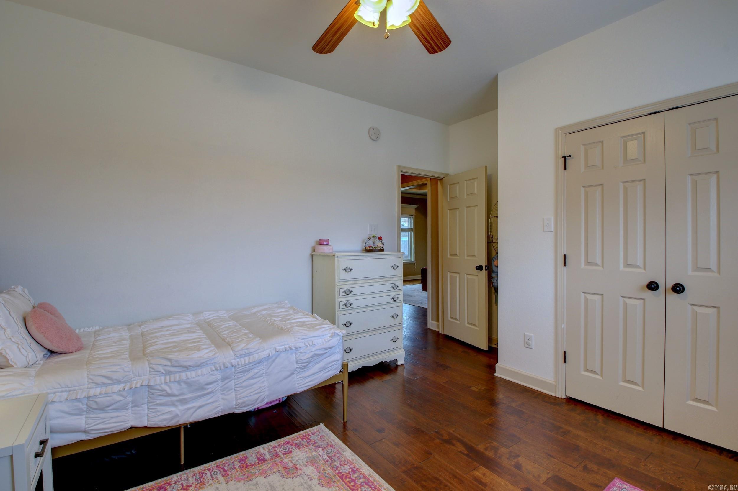 SHADOW CREEK - Residential