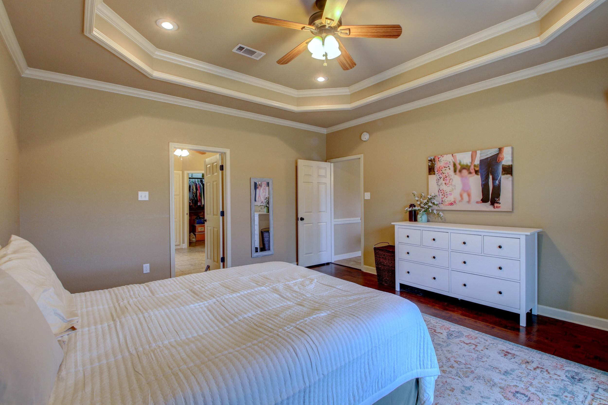 SHADOW CREEK - Residential