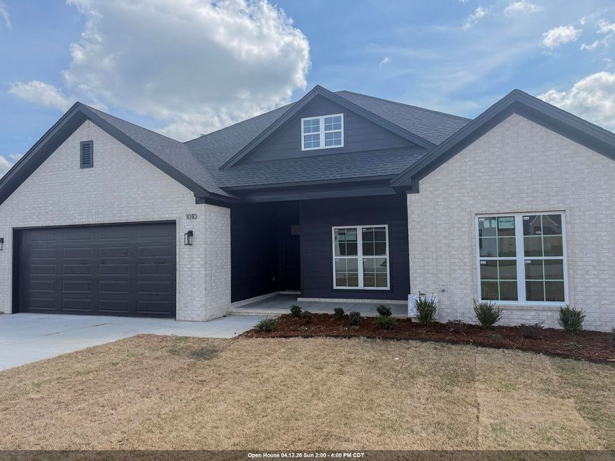 Modern home with luxury finishes throughout! Will be completed by end of March. Energy efficient features, black finishes, LVP and tile flooring throughout. Don't miss this opportunity!