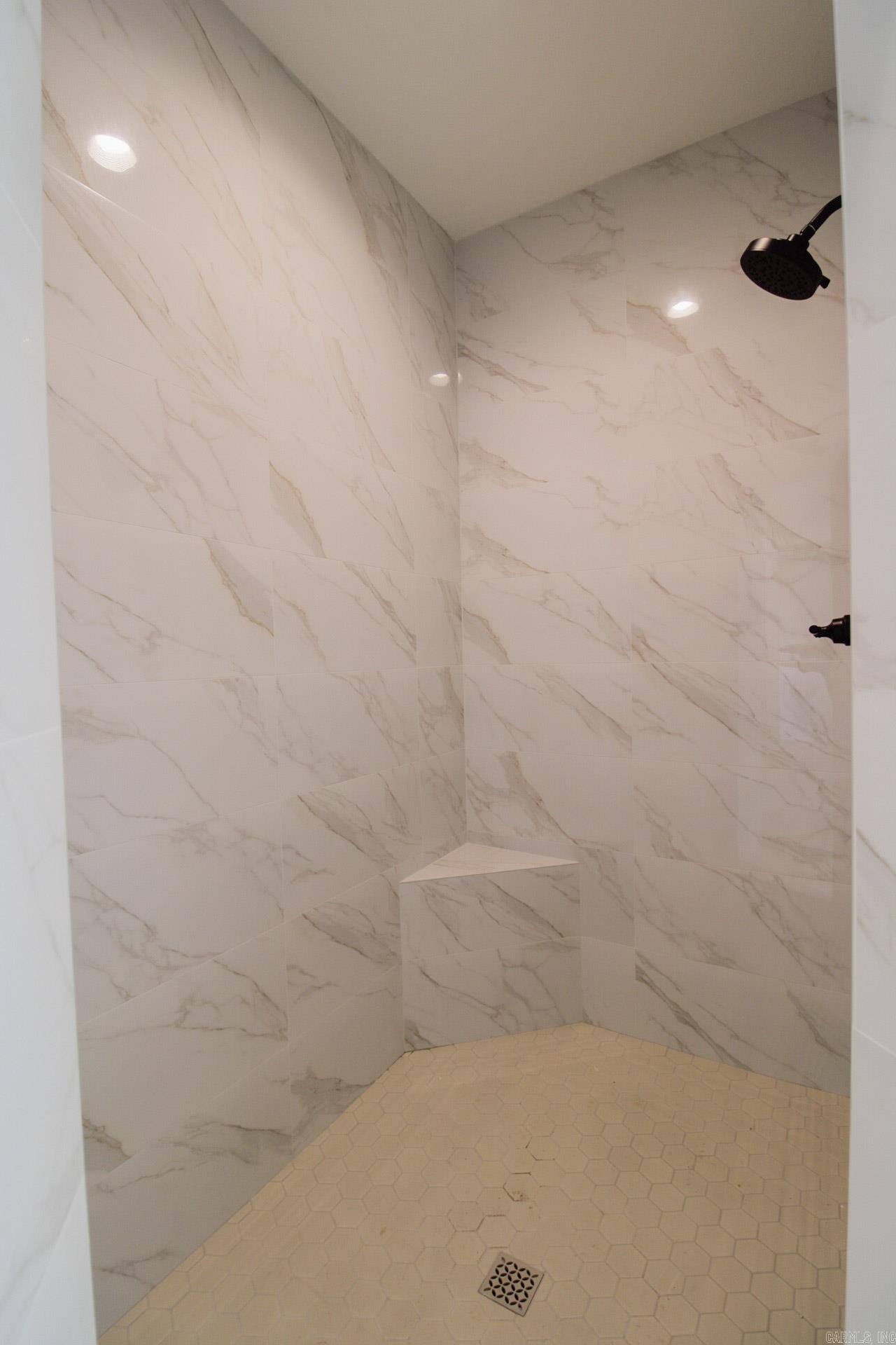 RIDGE VIEW - Residential