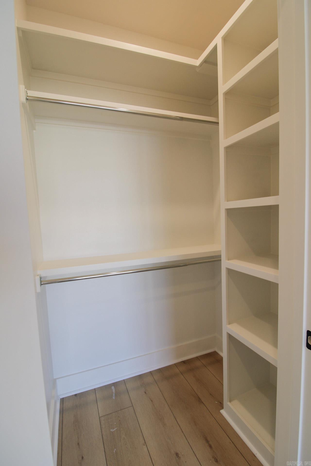 RIDGE VIEW - Residential