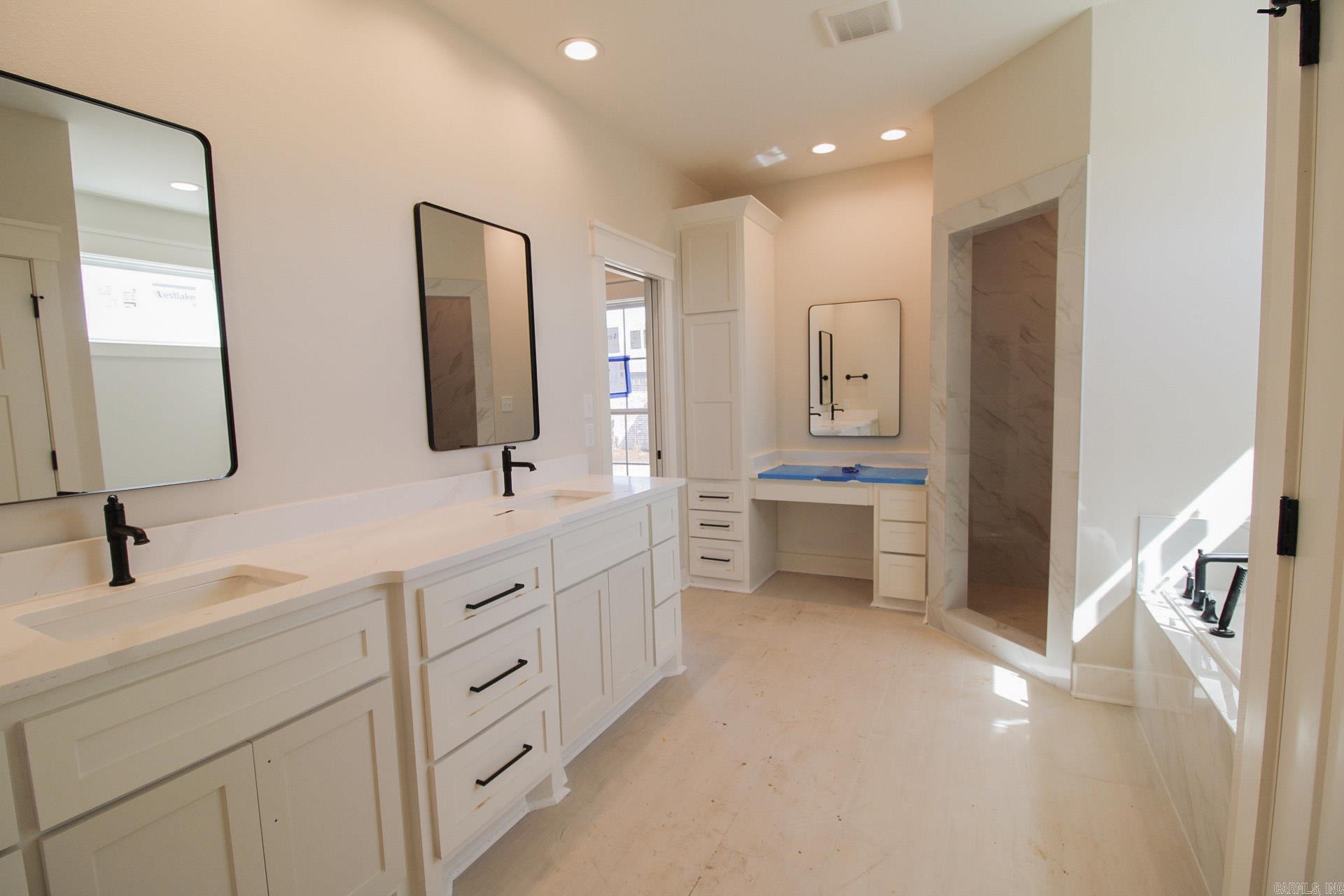 RIDGE VIEW - Residential