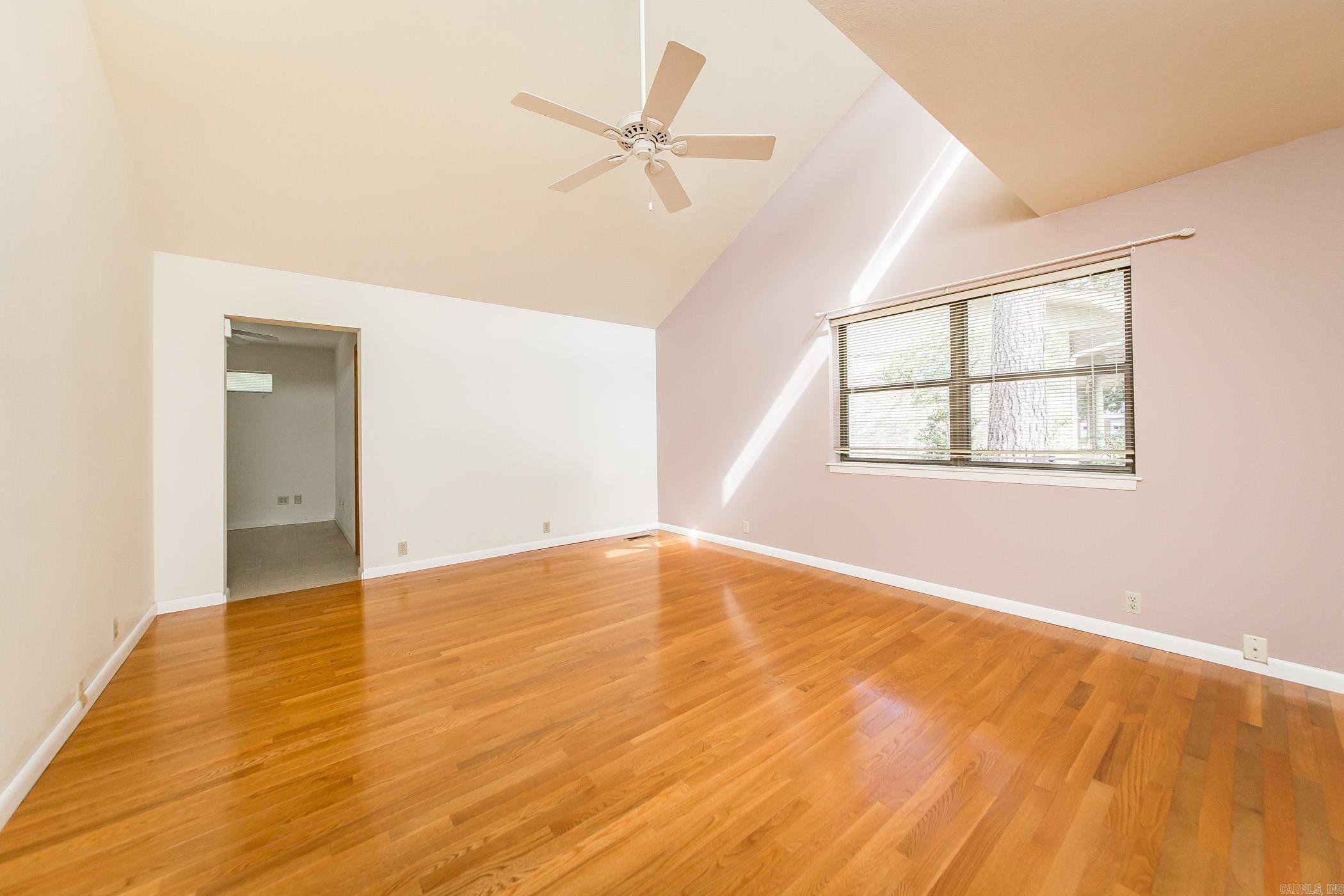 NAPLE HEIGHTS - Residential