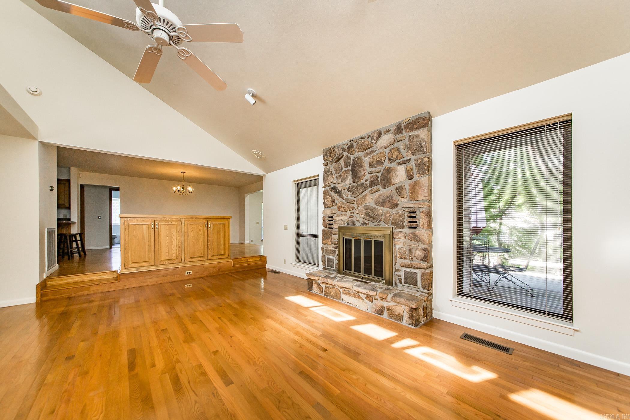 NAPLE HEIGHTS - Residential
