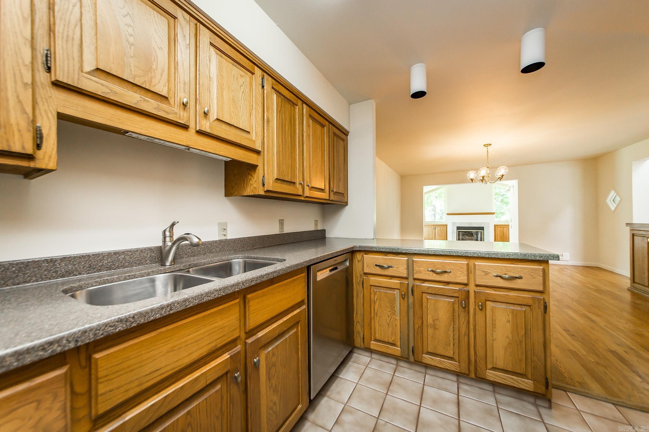 NAPLE HEIGHTS - Residential