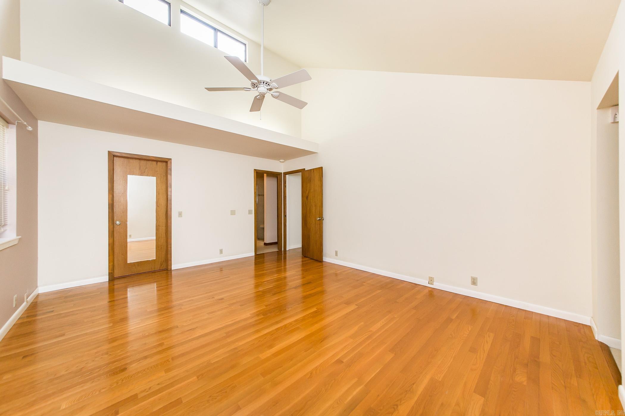 NAPLE HEIGHTS - Residential