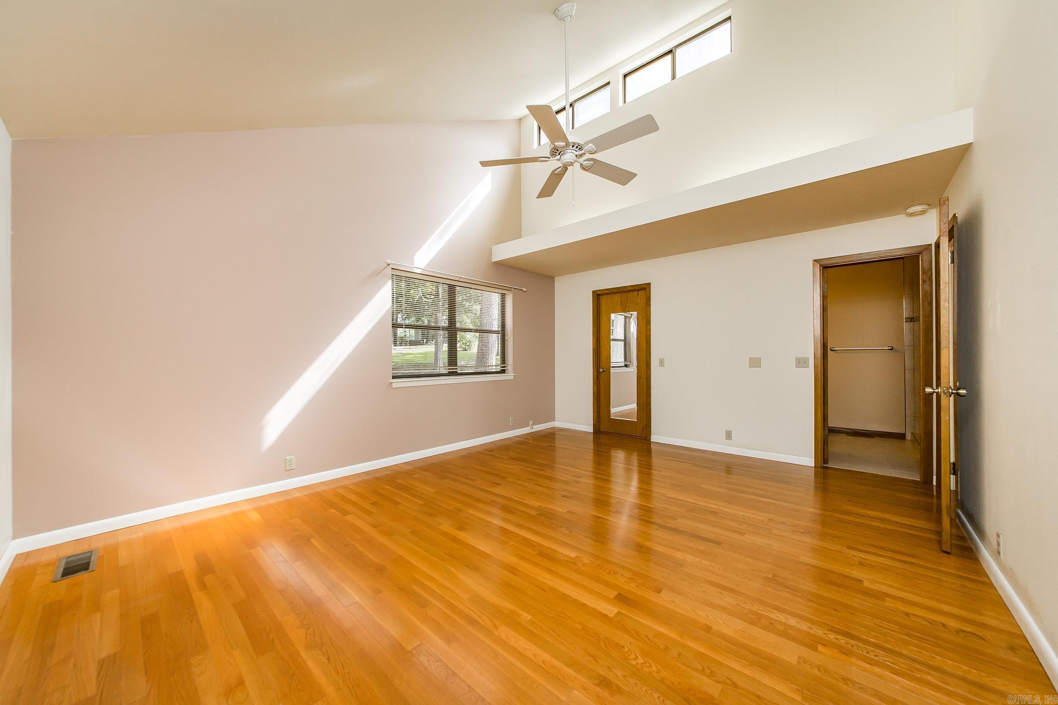 NAPLE HEIGHTS - Residential