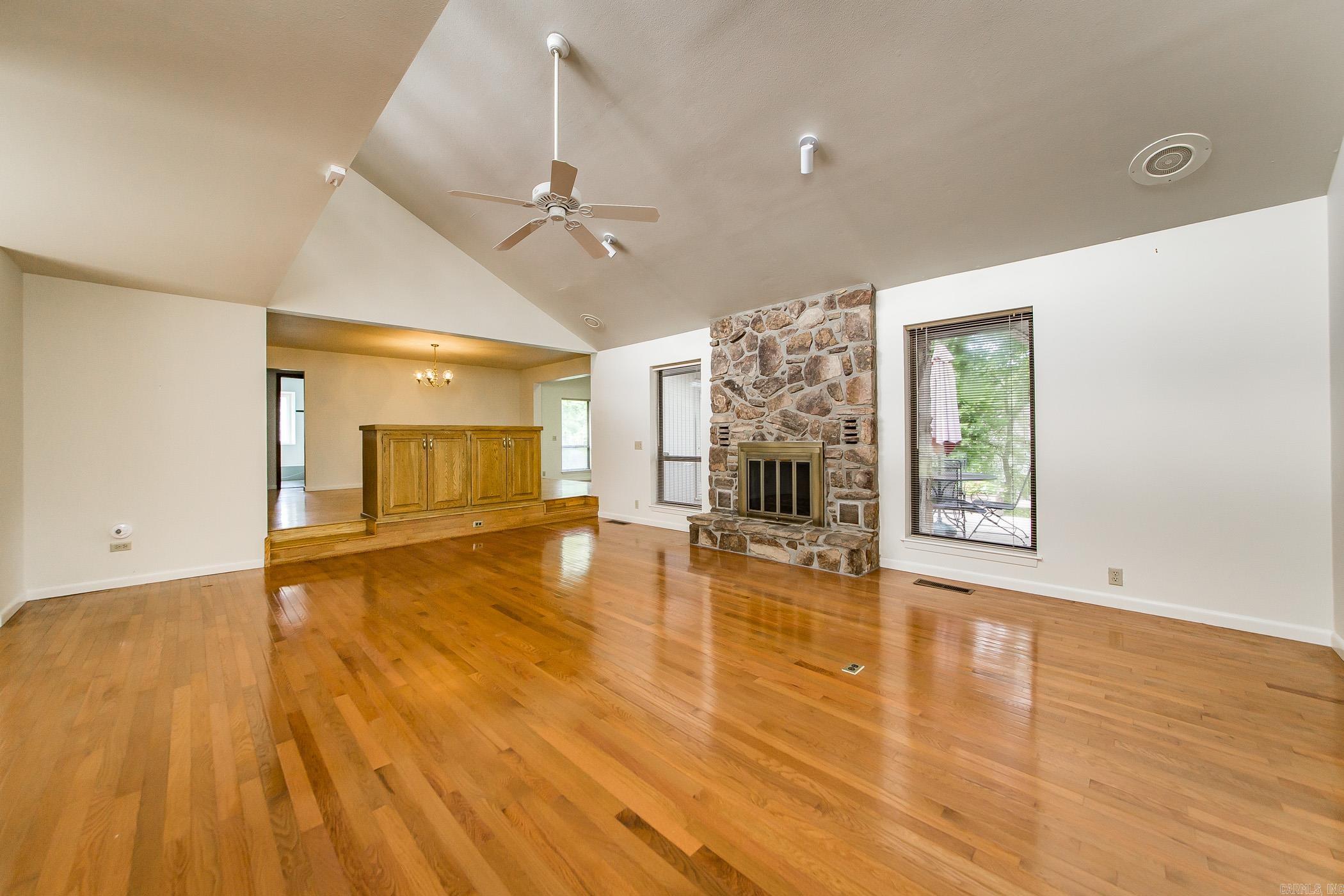 NAPLE HEIGHTS - Residential