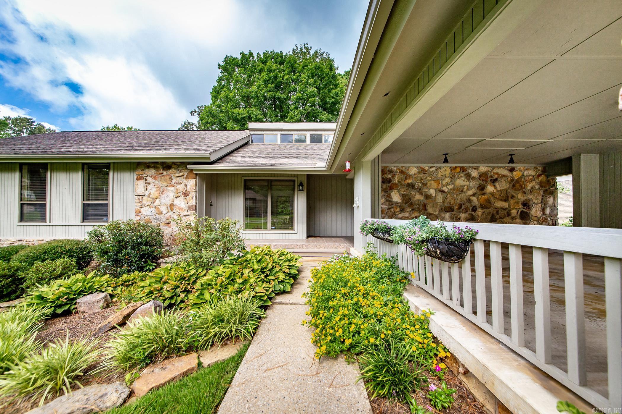 NAPLE HEIGHTS - Residential