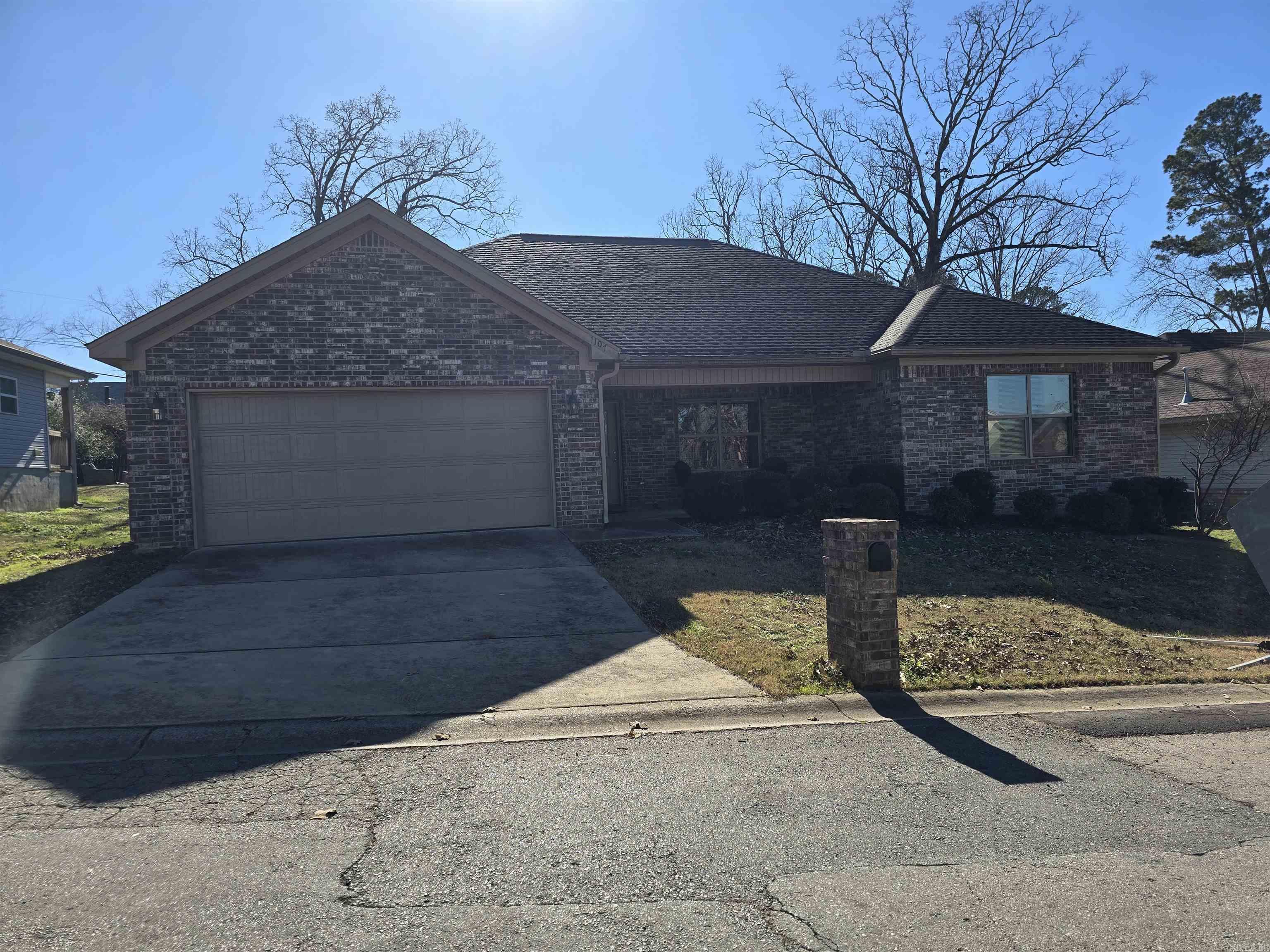 OAKTREE PLACE - Residential