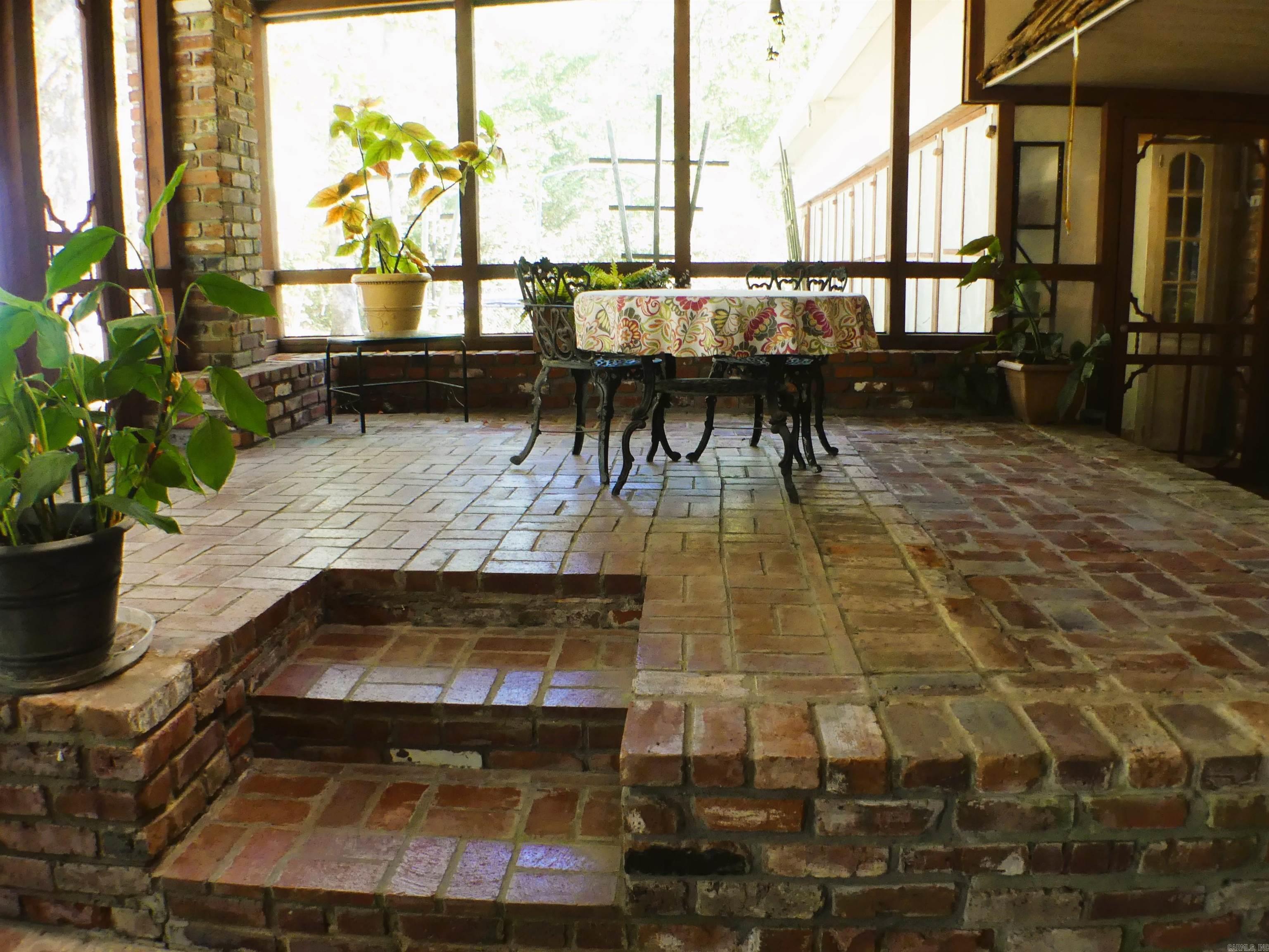 Powers-Thayers - Residential