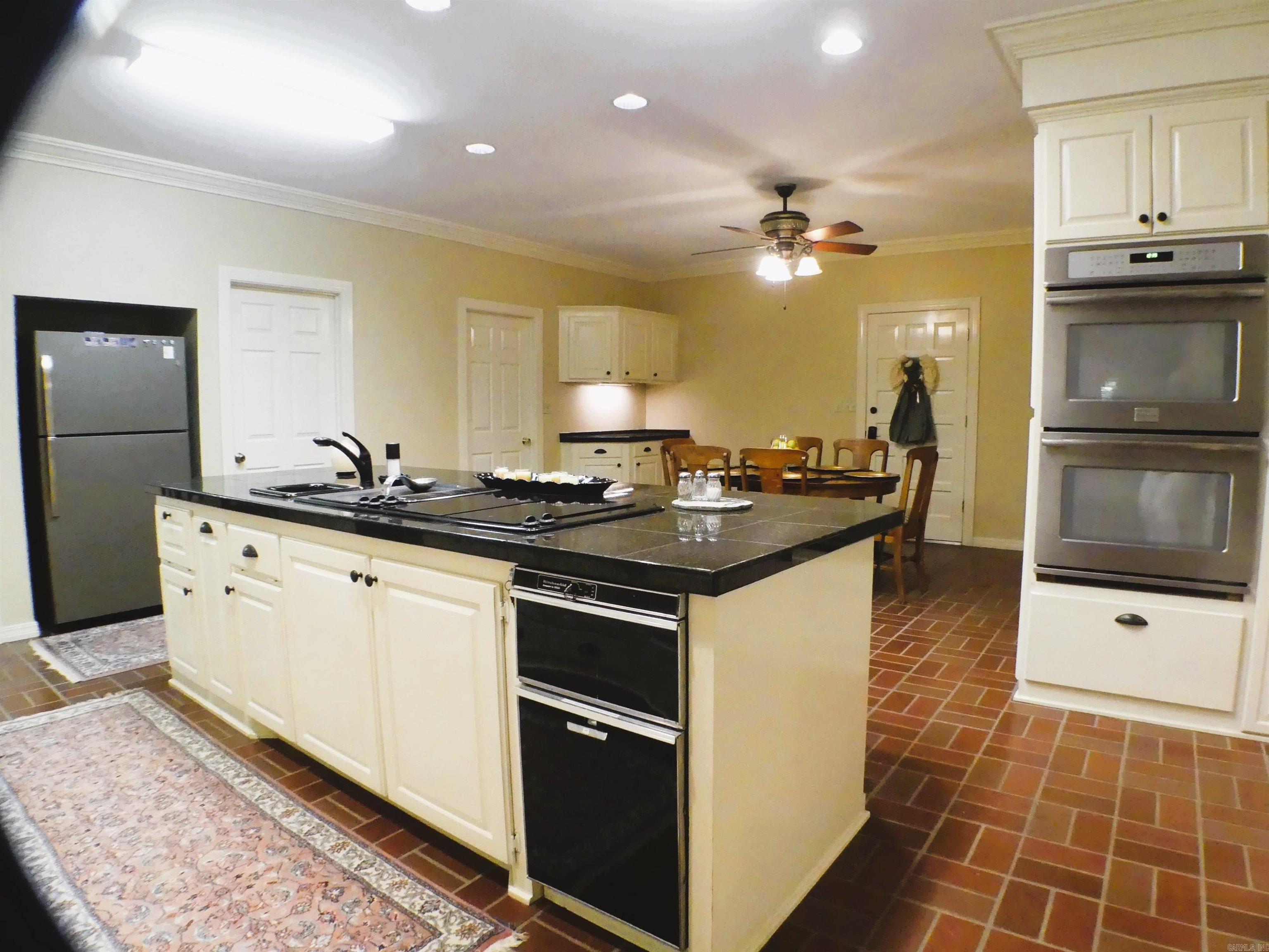 Powers-Thayers - Residential