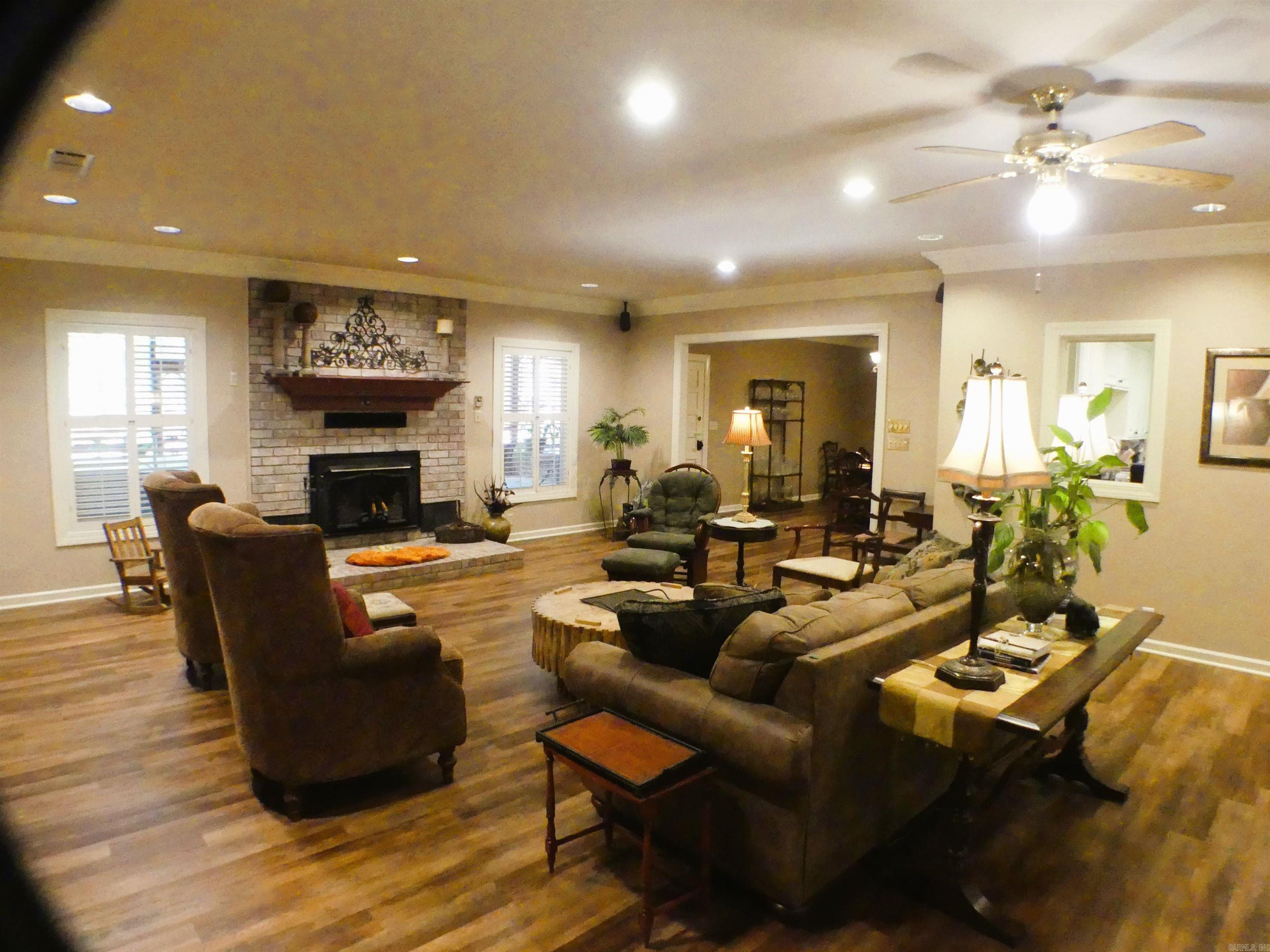Powers-Thayers - Residential