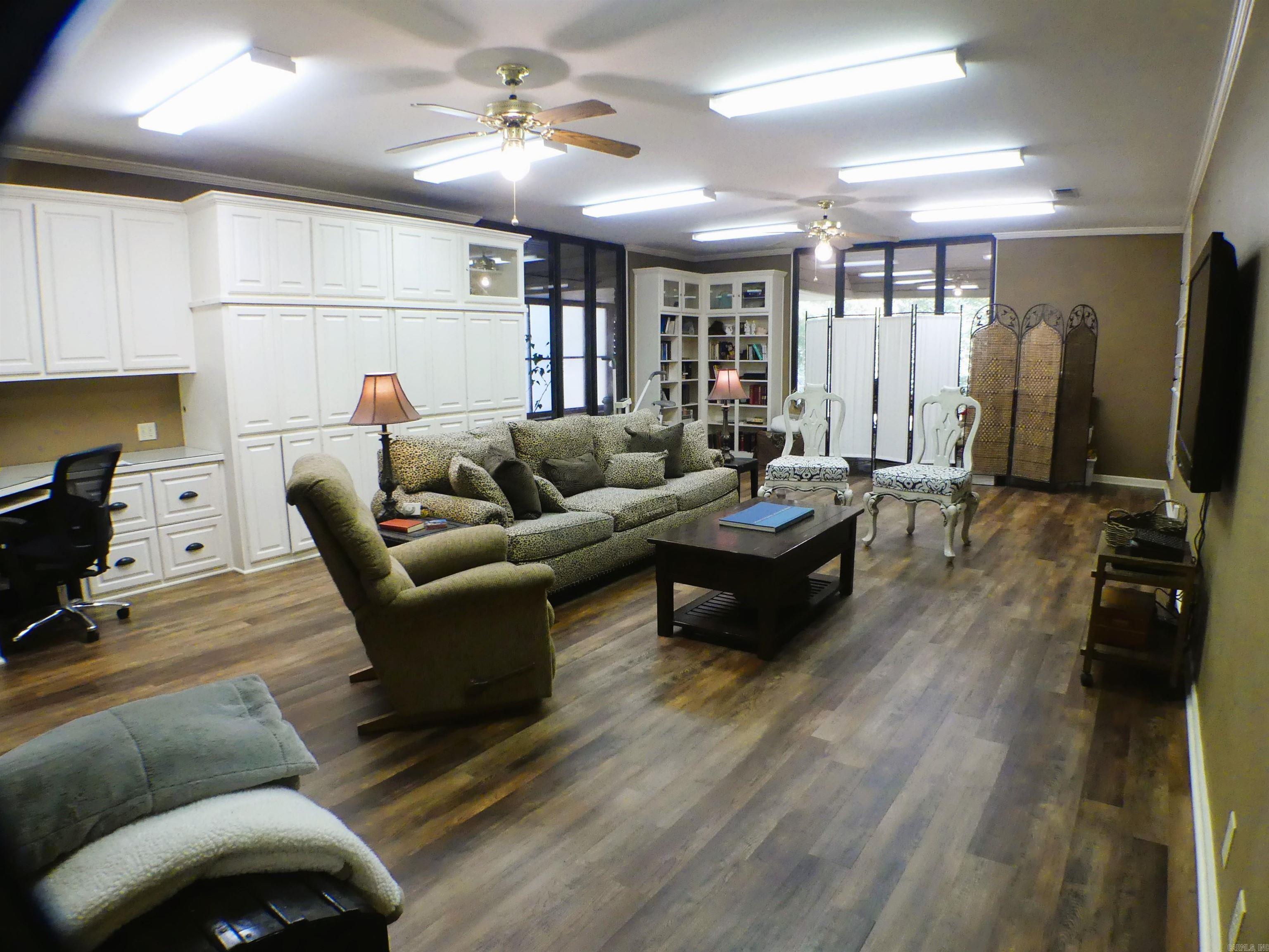 Powers-Thayers - Residential