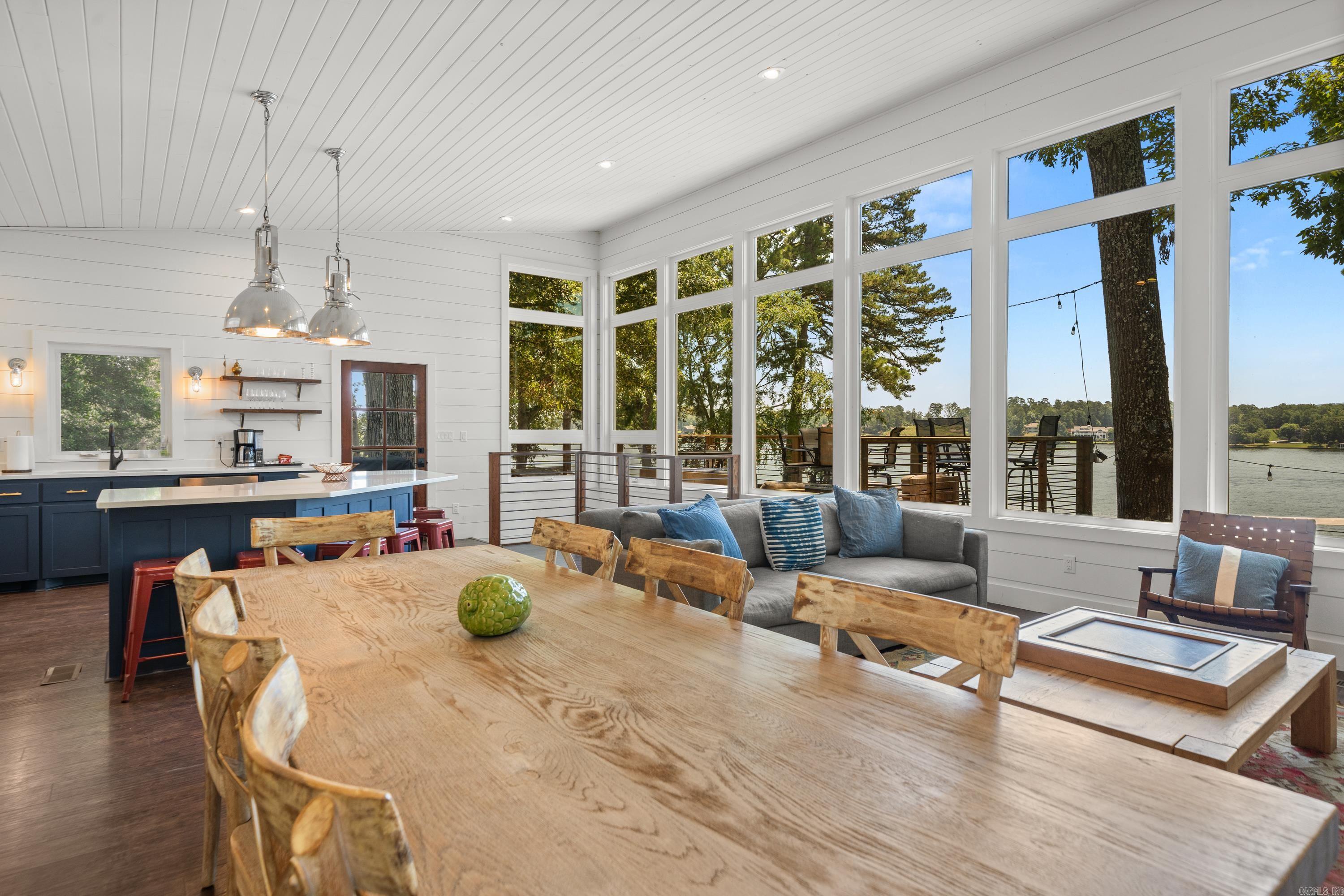 Lake View - Residential