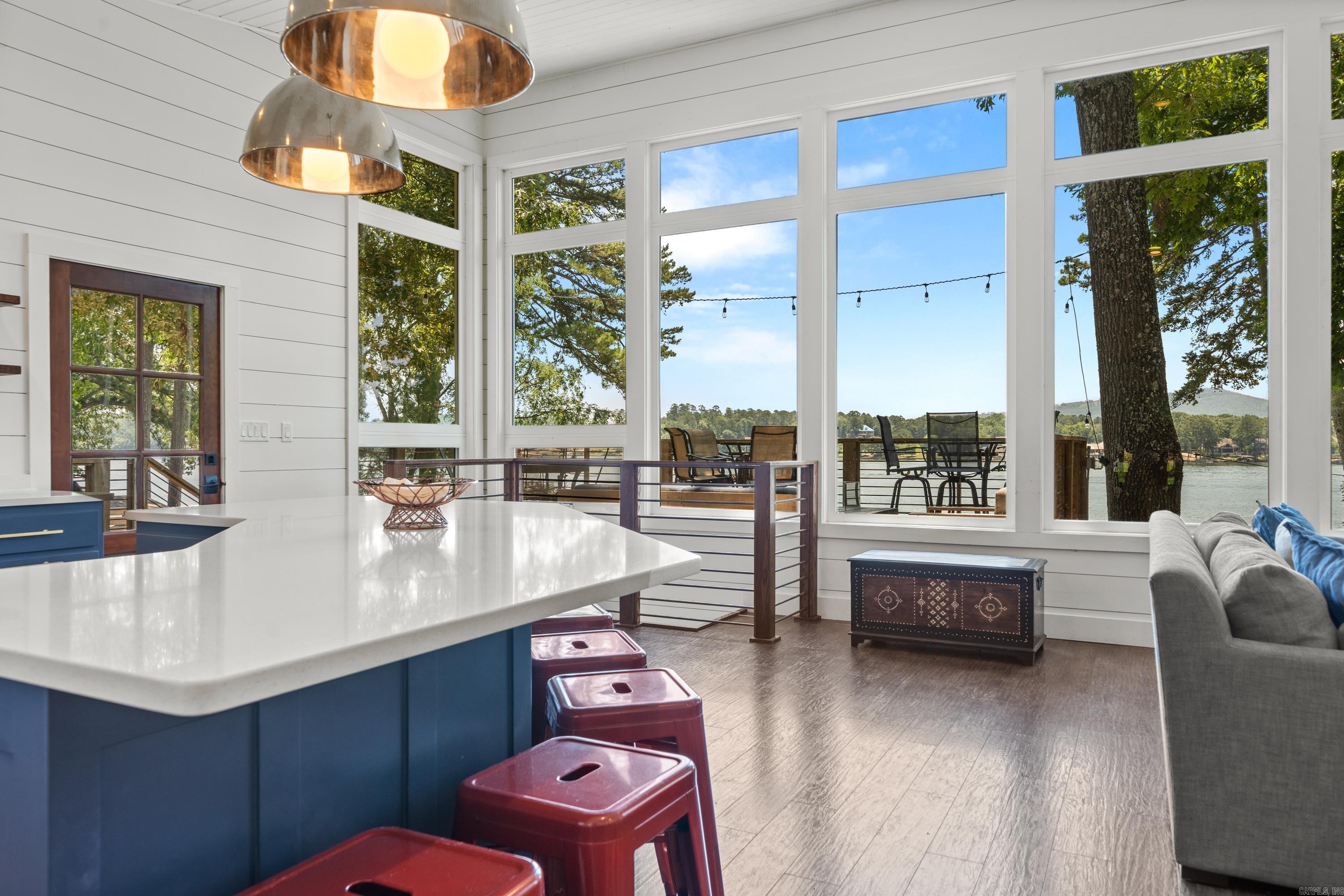 Lake View - Residential