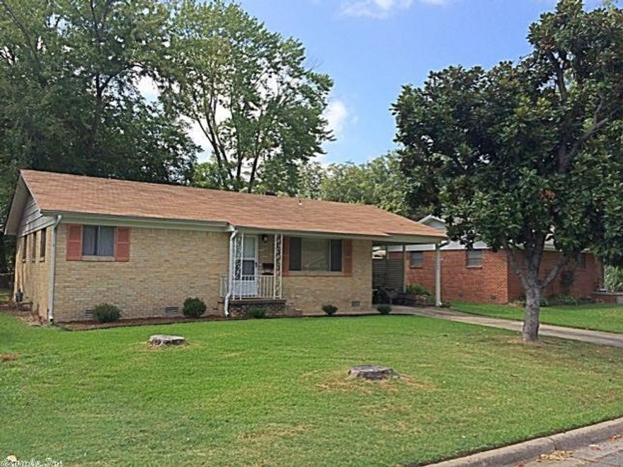 Nice all Brick home on a wonderful fenced lot with two Big  PECAN Trees. Roof approx. 3 years old, New Counter Tops, New Sink and Faucett .  Nice HARDWOOD Floors in Living room and Bedrooms. Bedrooms are also large.  Large patio, Great back yard, and cul-de-sac street.  Great Location!!!!  Refrigerator, Washer and Dryer are negotiable.