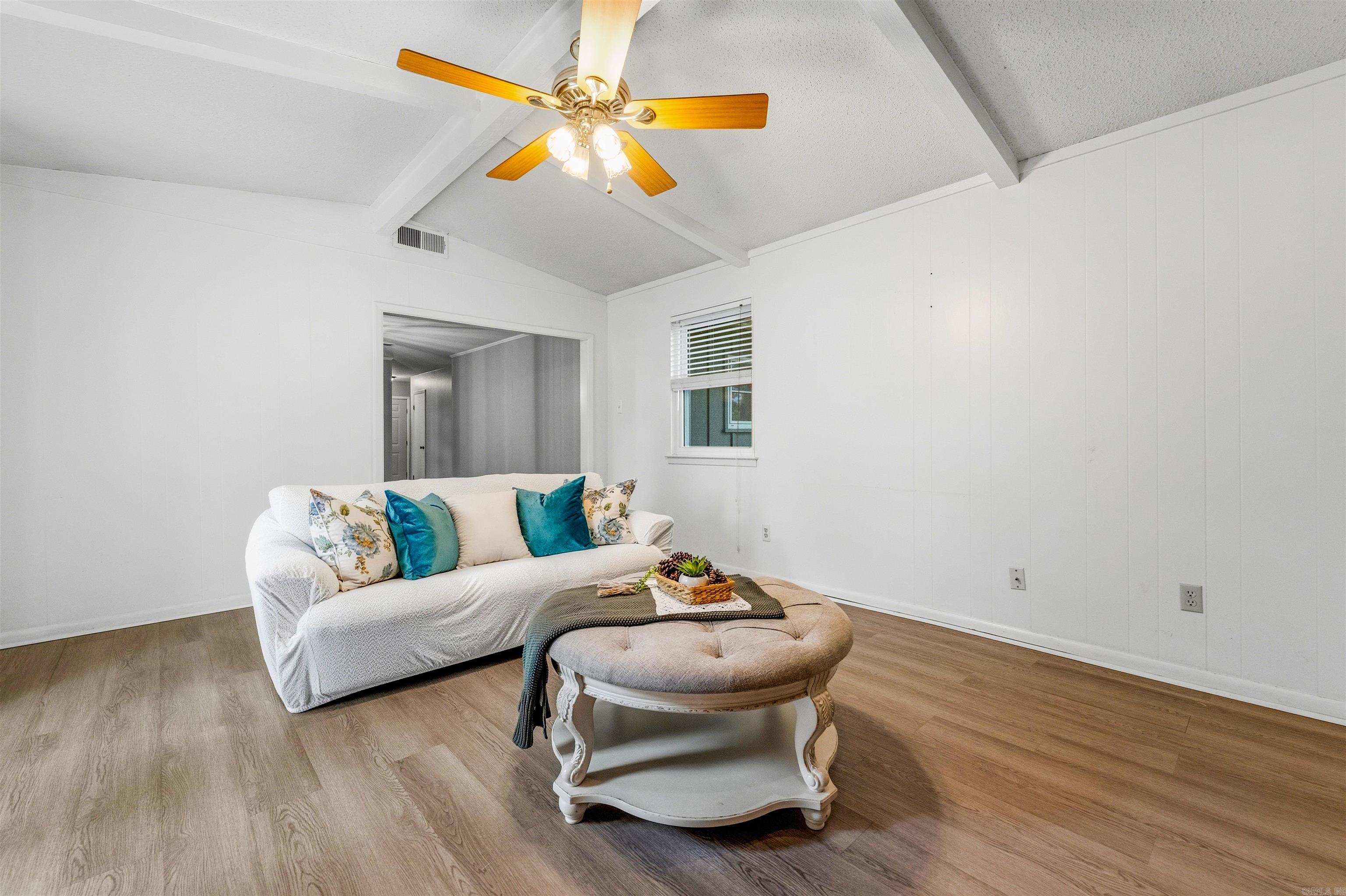 INDIAN HILLS - Residential