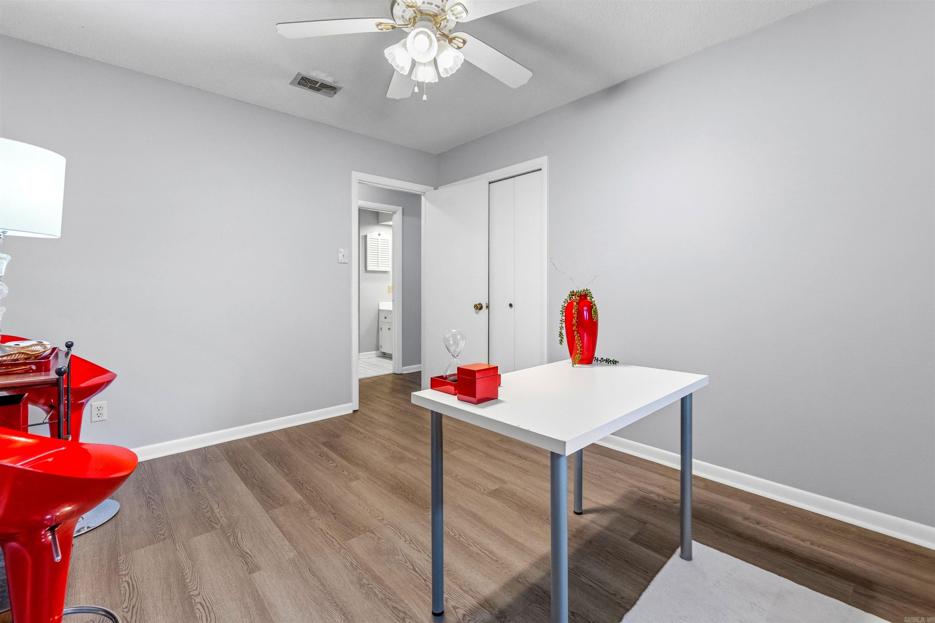 INDIAN HILLS - Residential