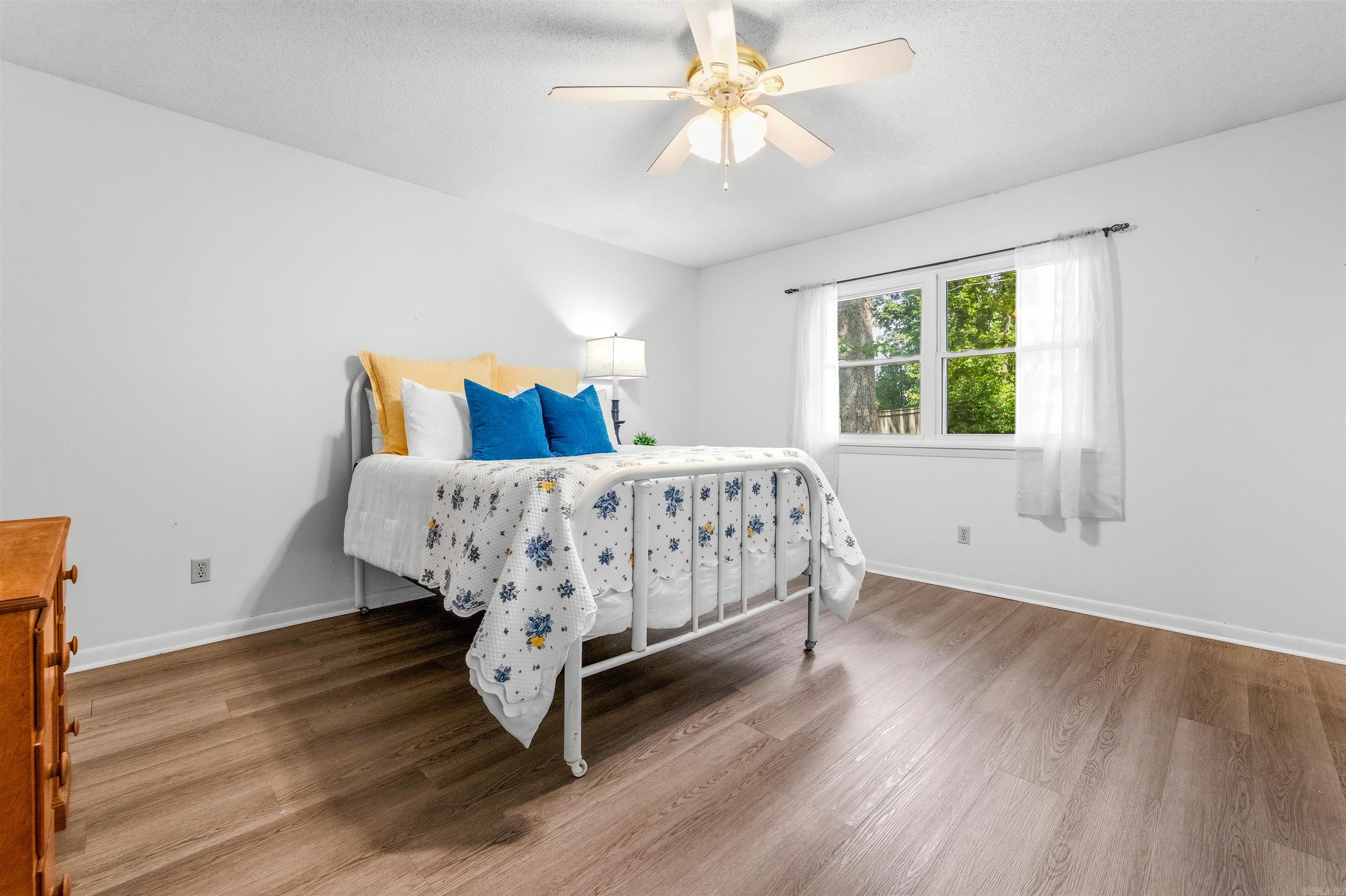 INDIAN HILLS - Residential