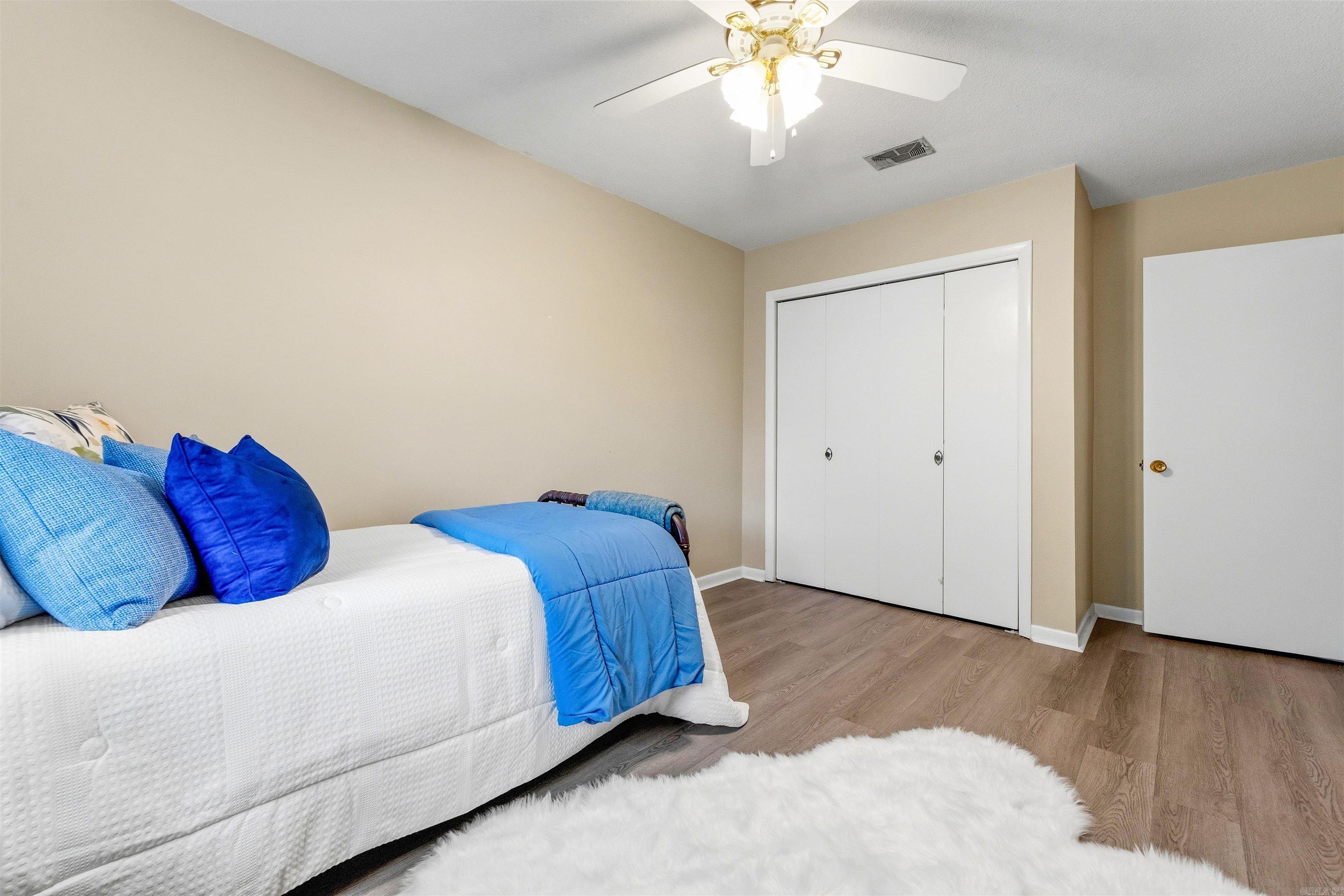 INDIAN HILLS - Residential