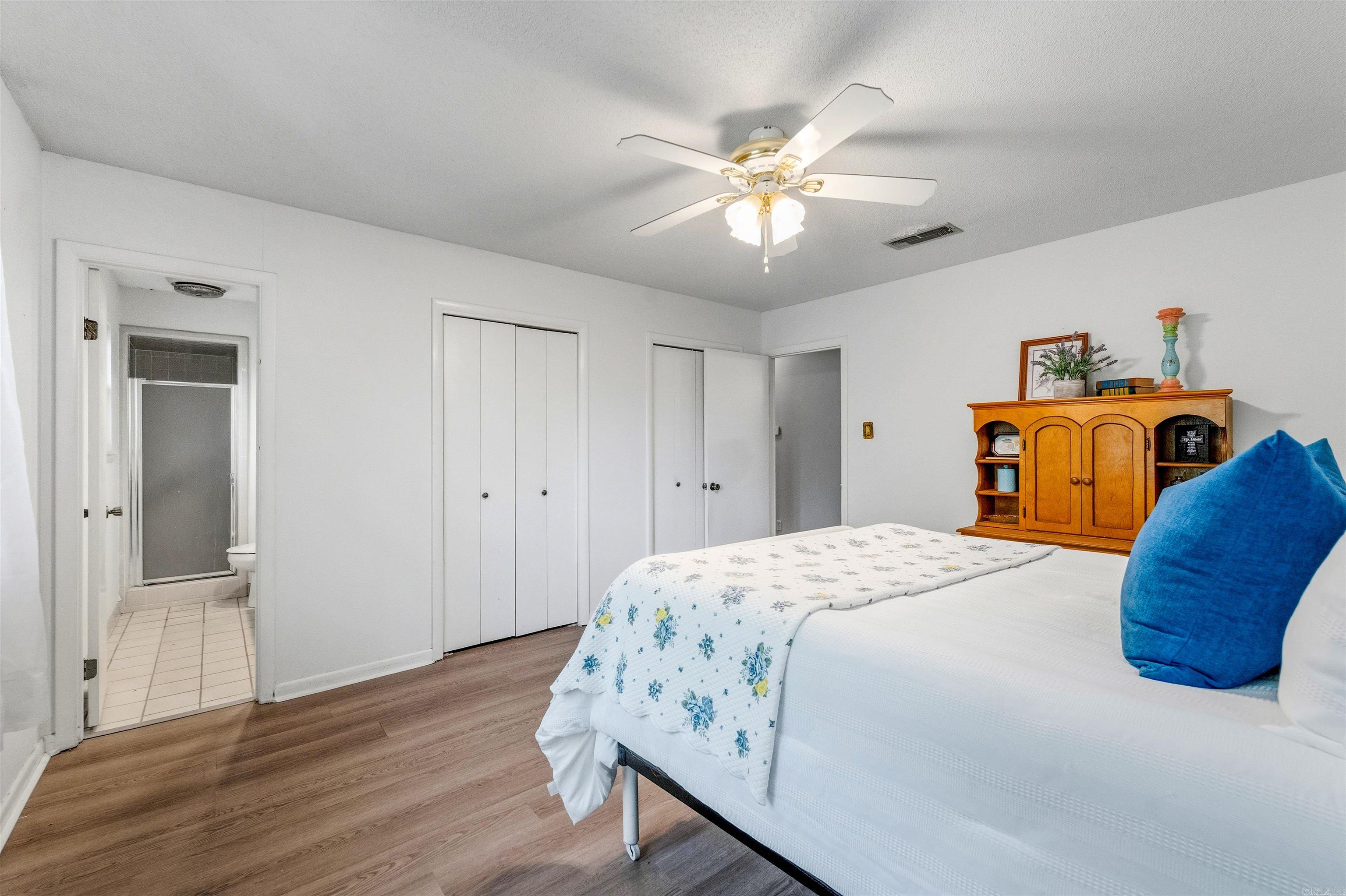 INDIAN HILLS - Residential