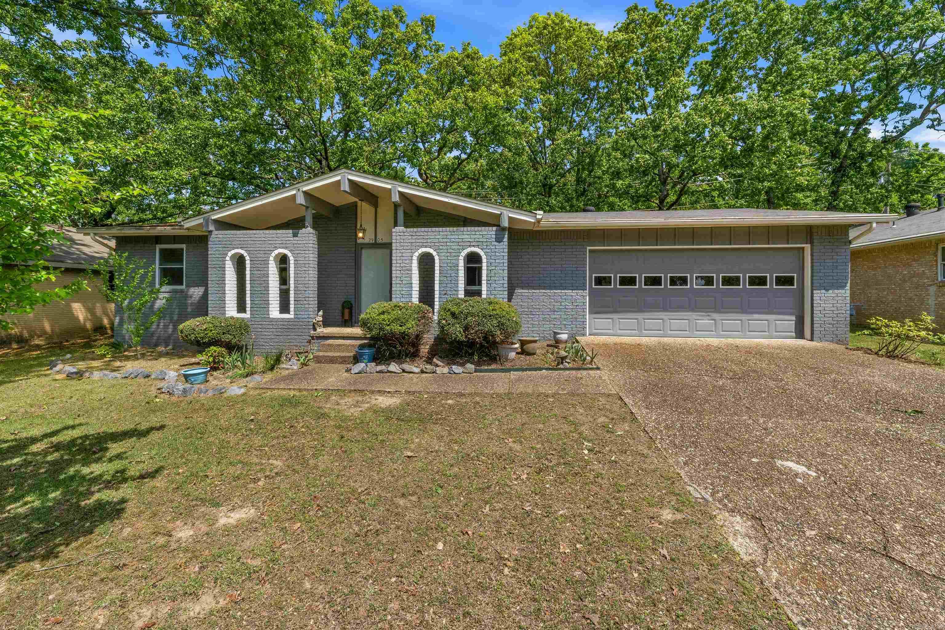 INDIAN HILLS - Residential