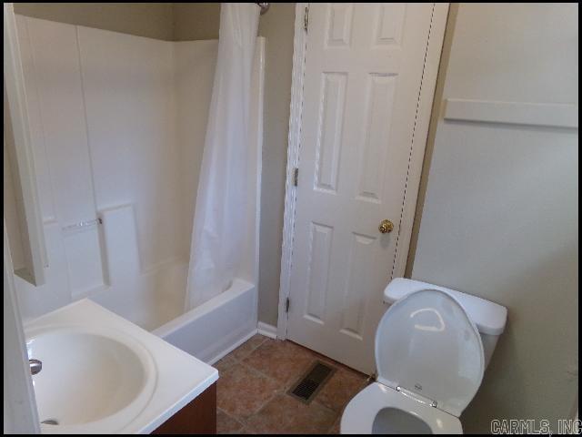 Flemming & Bradford - Residential Lease