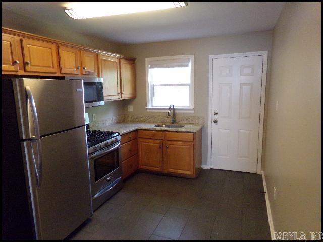 Flemming & Bradford - Residential Lease