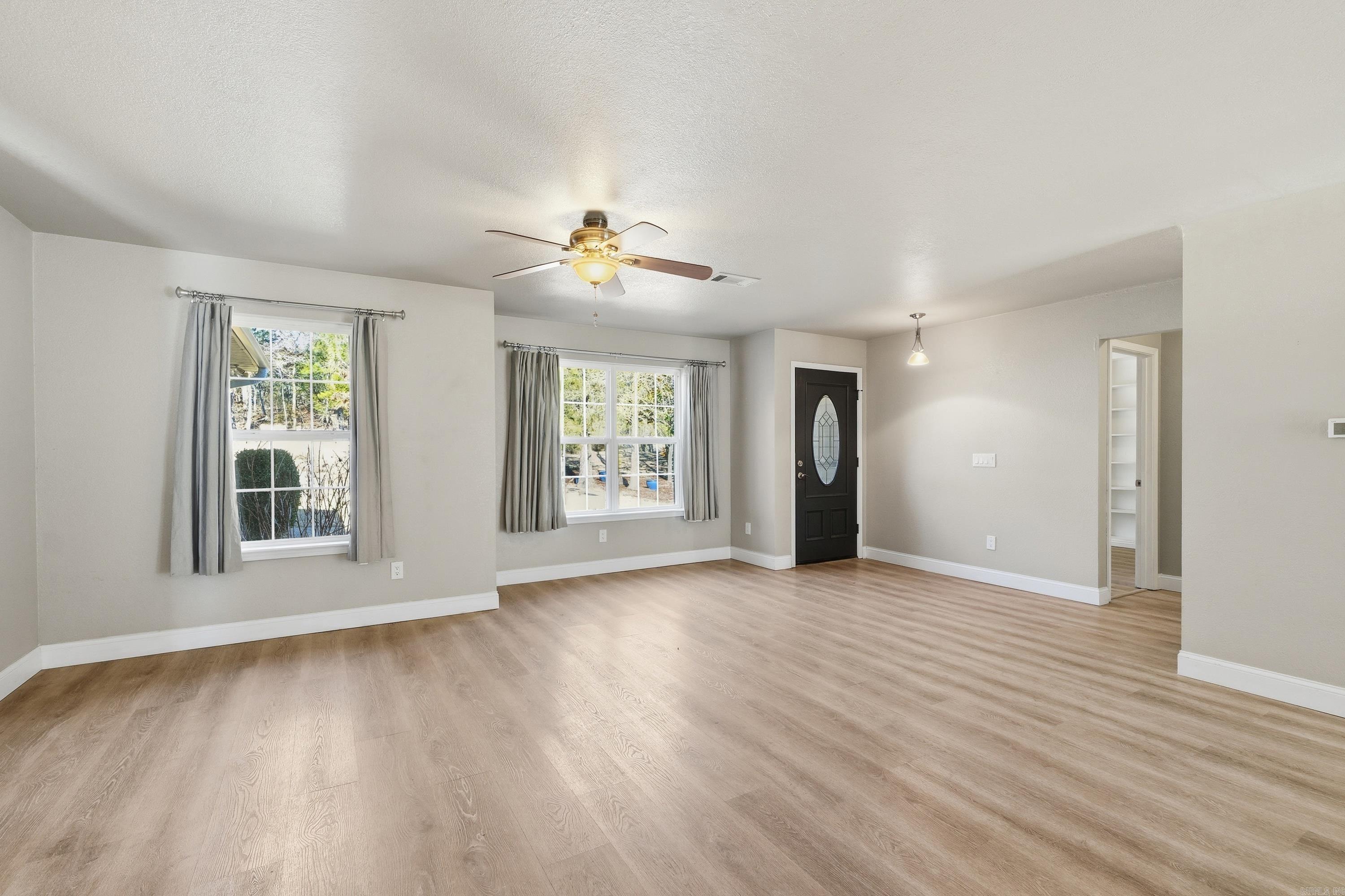 Pintuerero - Residential