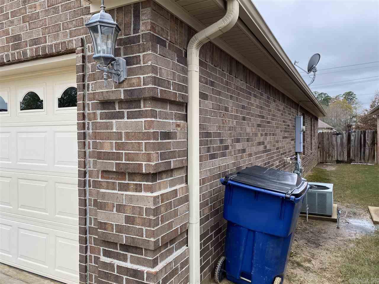 COUNTRY CLUB OF ARK THE - Residential