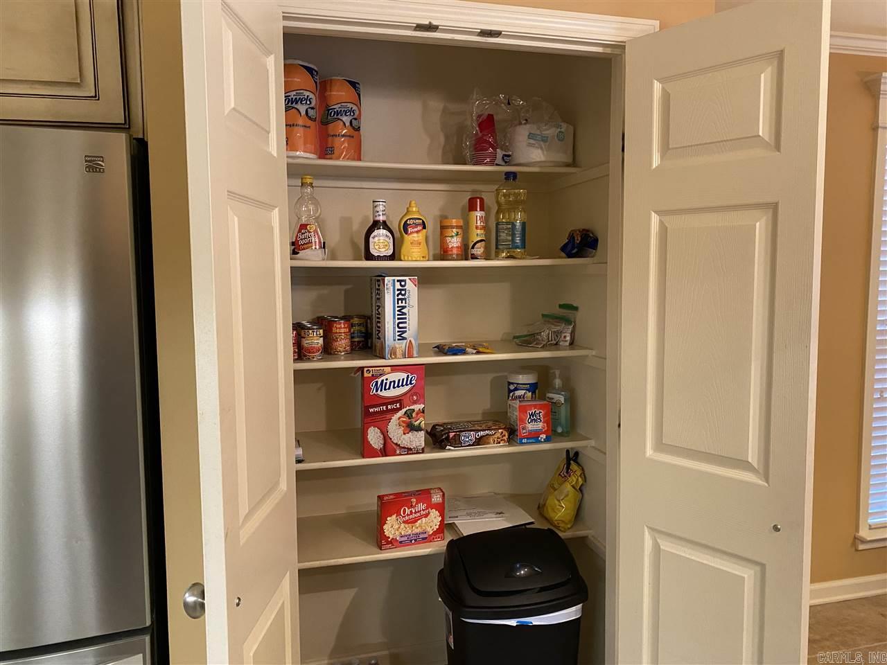 COUNTRY CLUB OF ARK THE - Residential