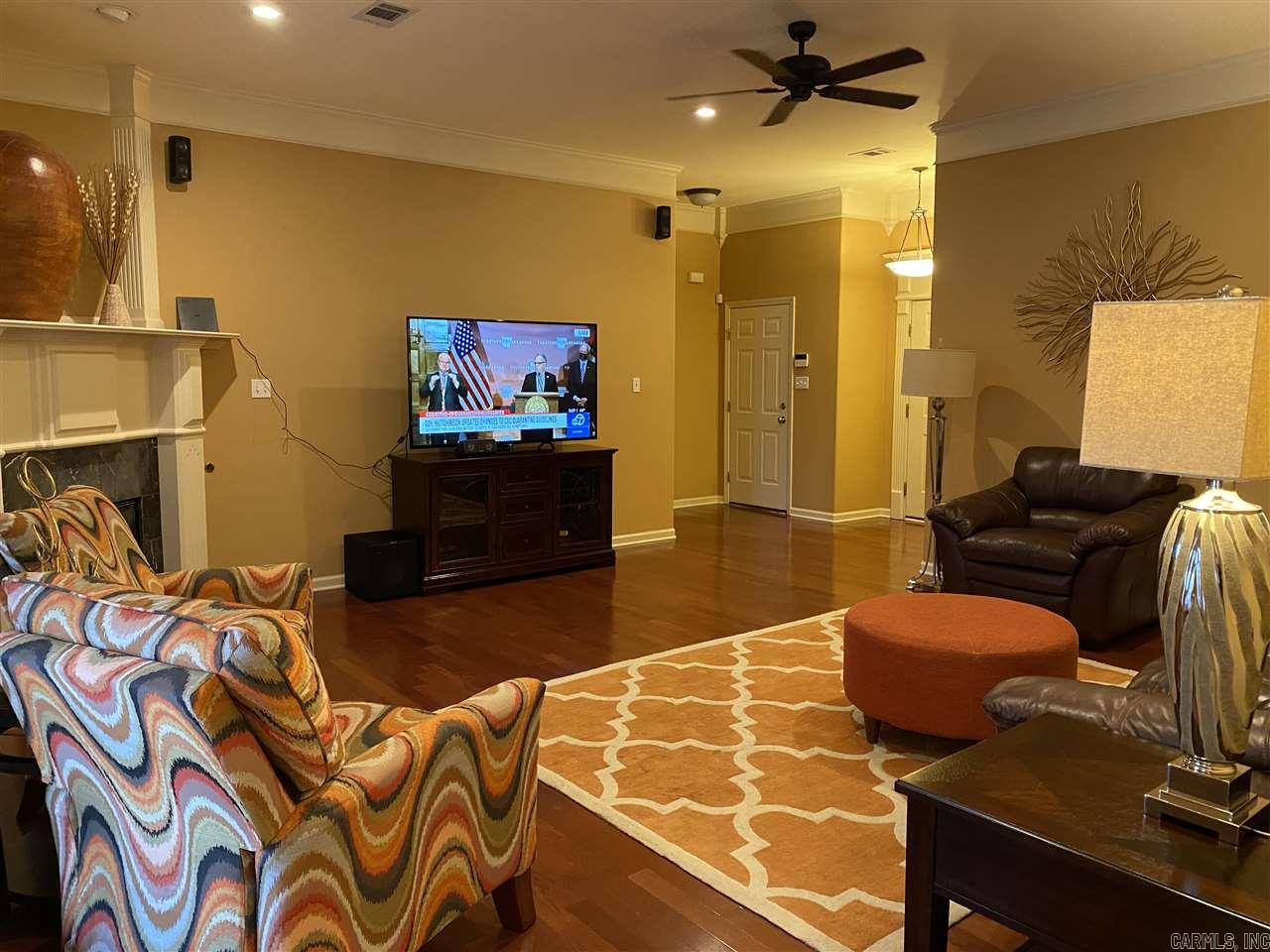 COUNTRY CLUB OF ARK THE - Residential