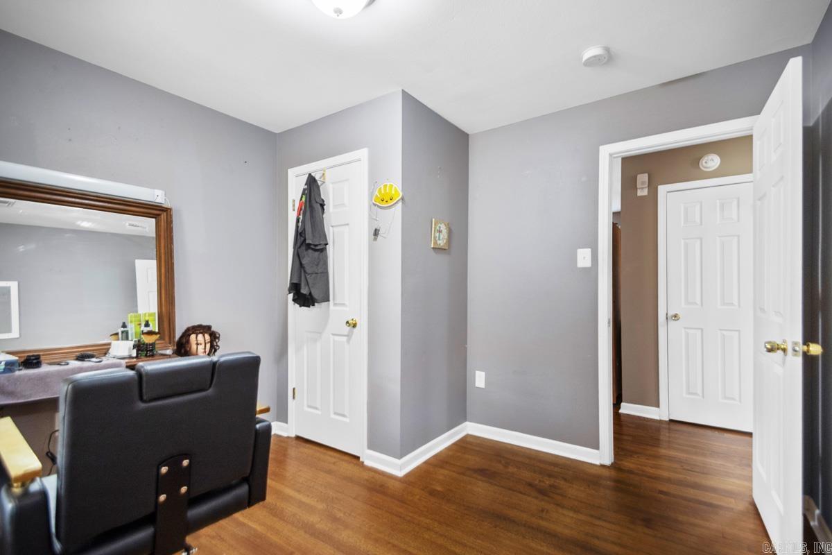 HUSTON J M - Residential