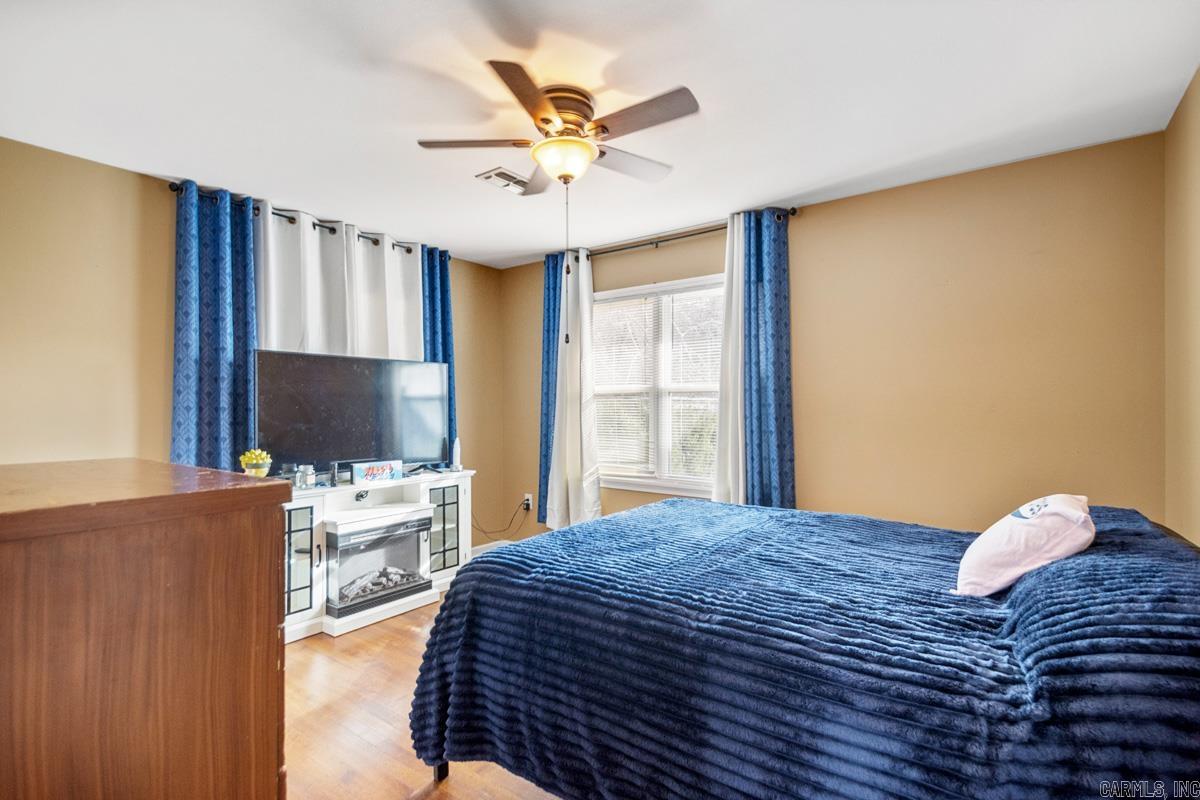 HUSTON J M - Residential