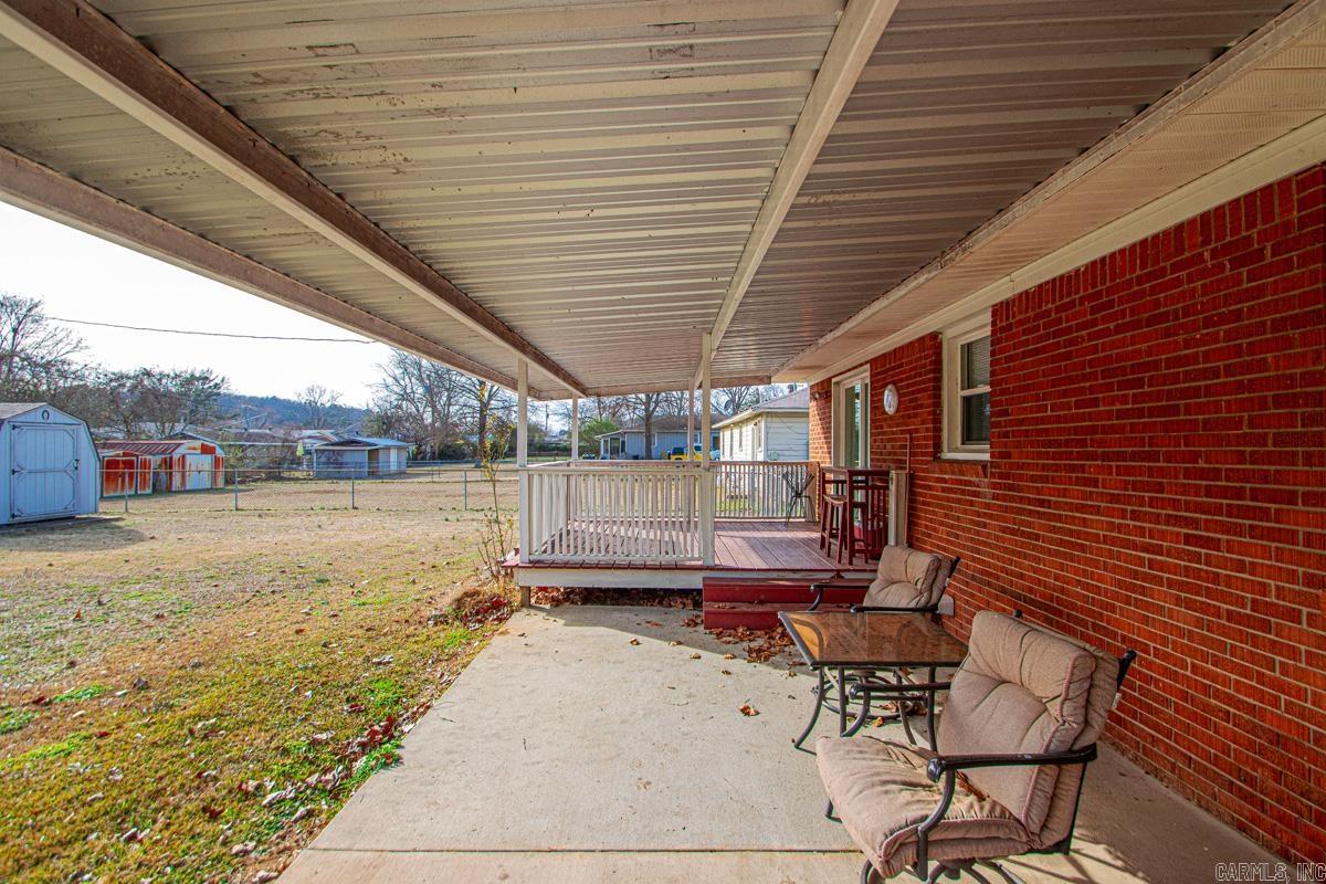 HUSTON J M - Residential