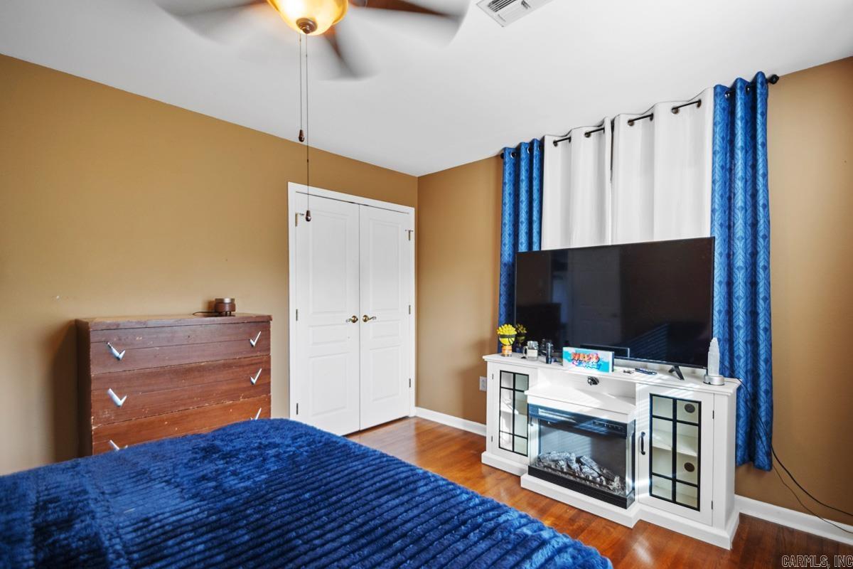 HUSTON J M - Residential