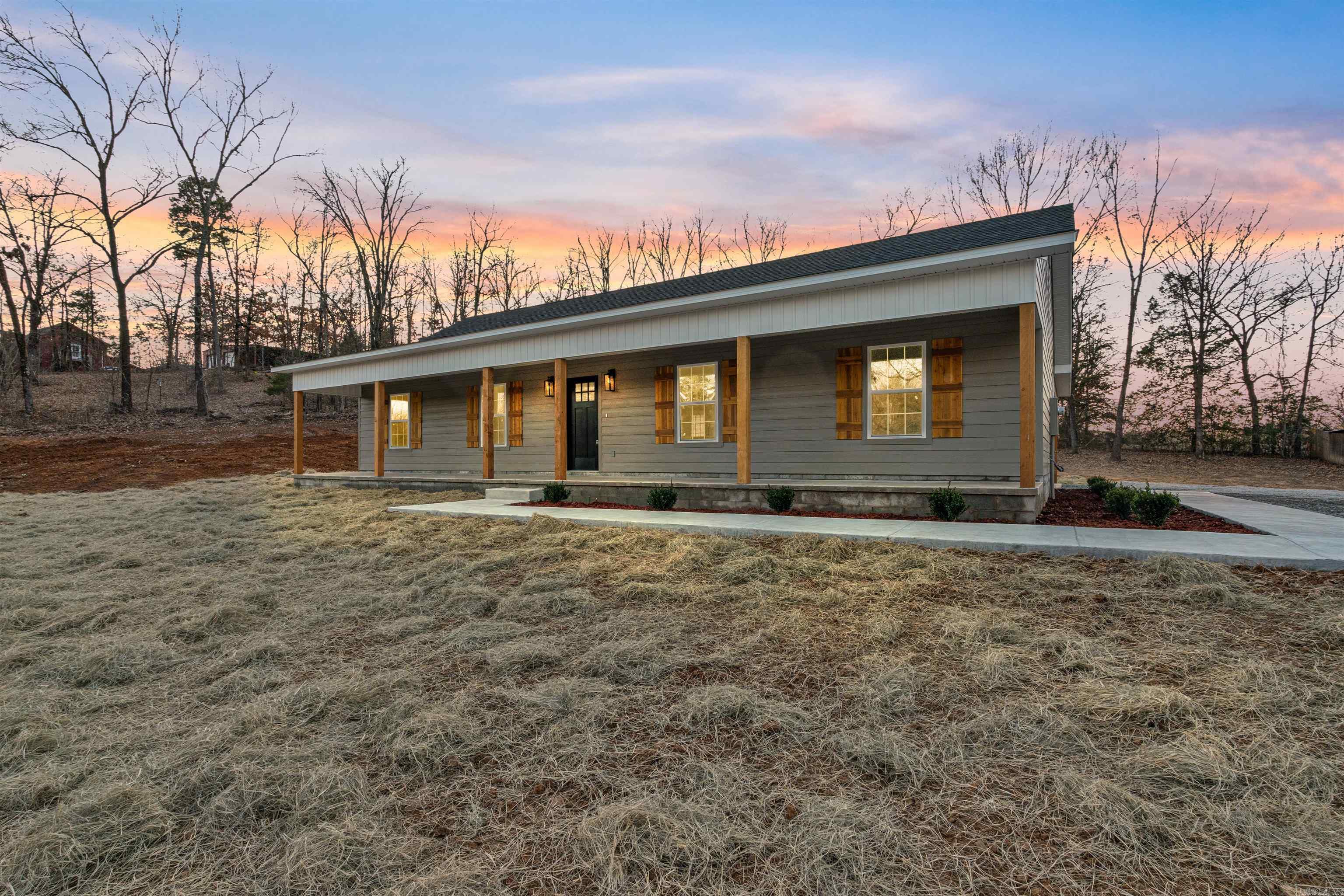 WOODED ACRES - Residential