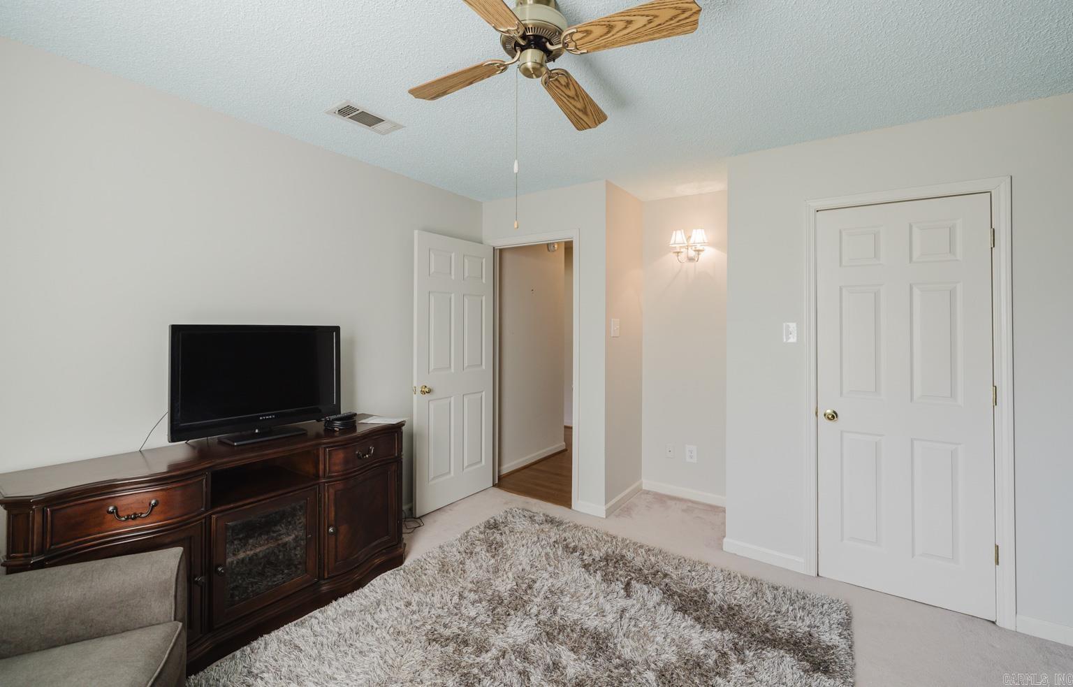 EAGLE POINT - Residential