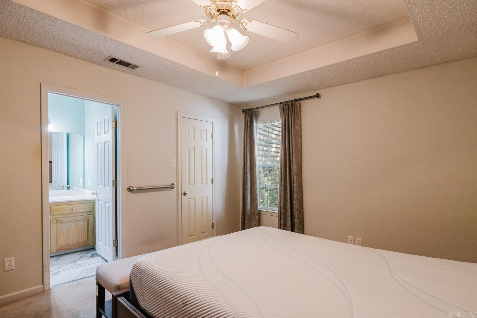 EAGLE POINT - Residential