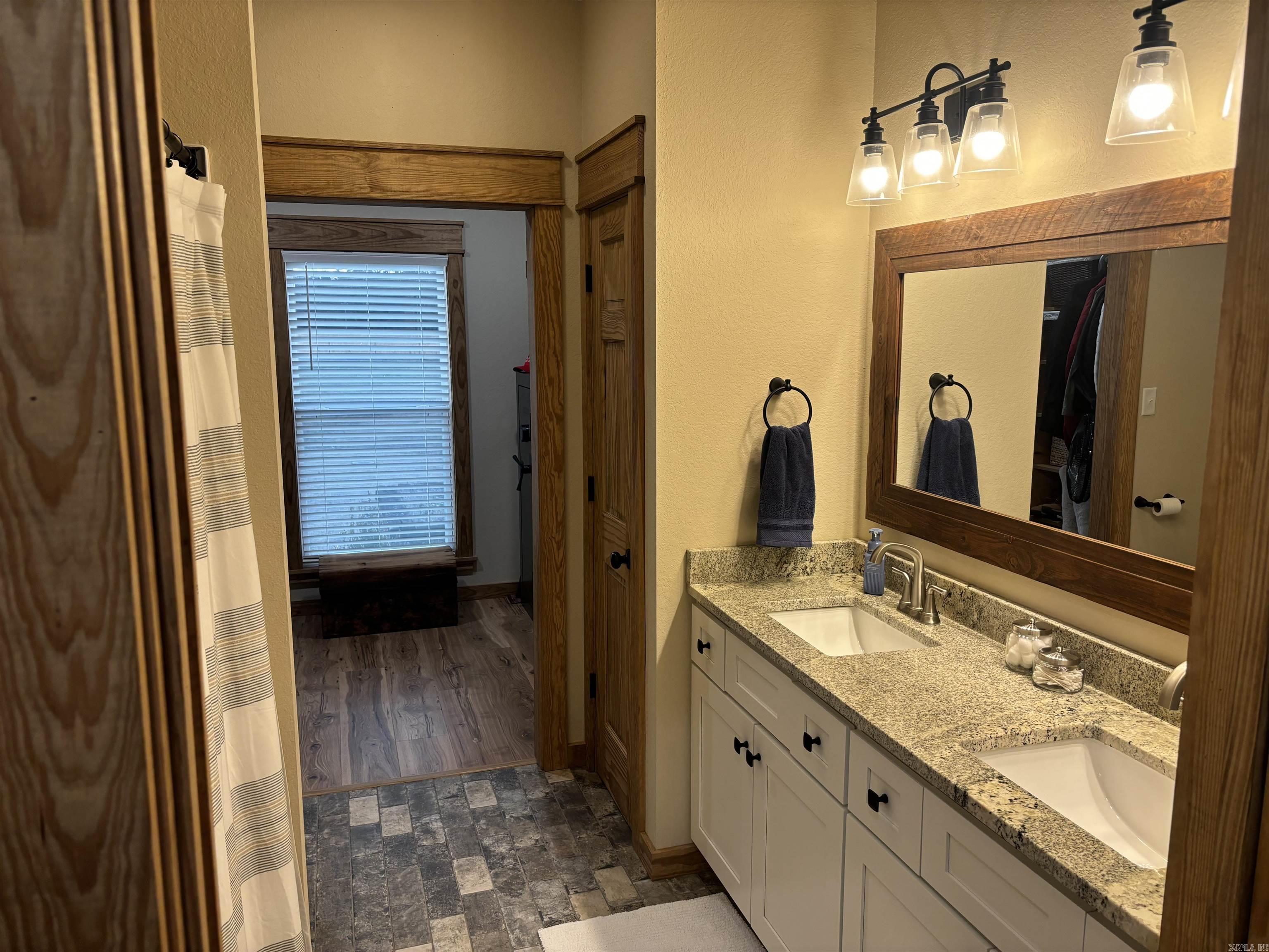 RIVER PLACE ESTATES - Residential