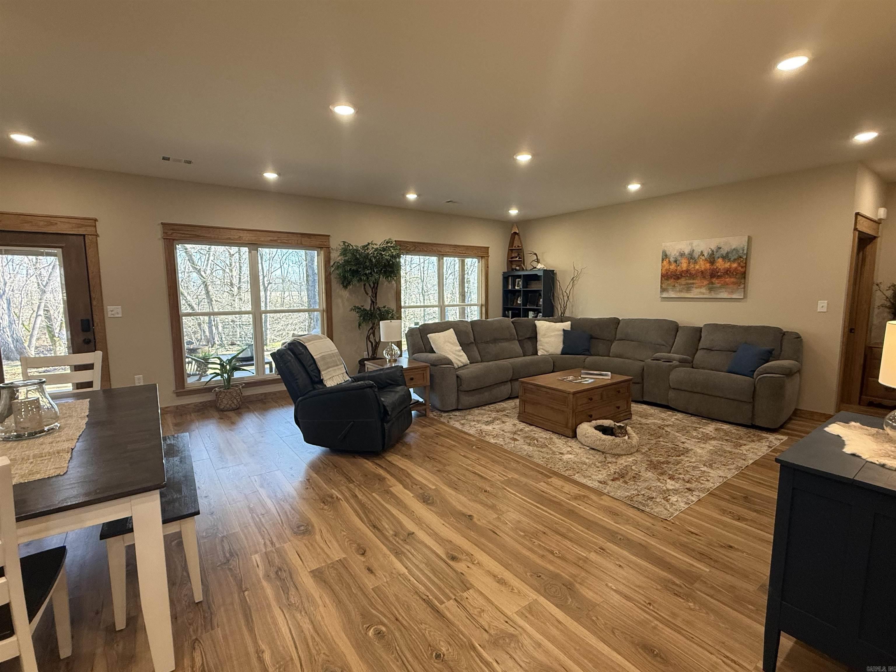 RIVER PLACE ESTATES - Residential