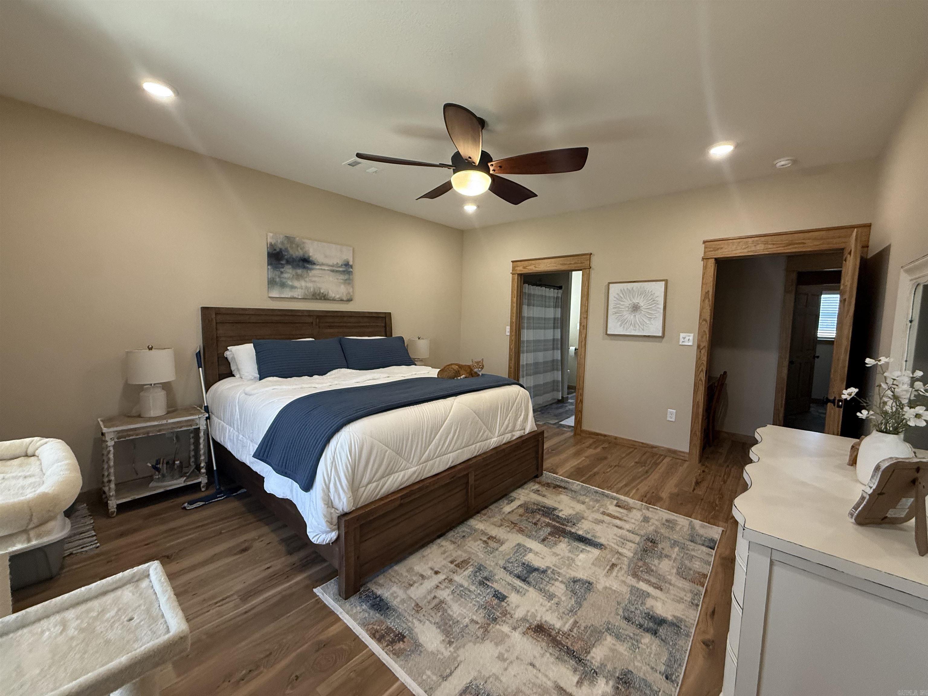 RIVER PLACE ESTATES - Residential