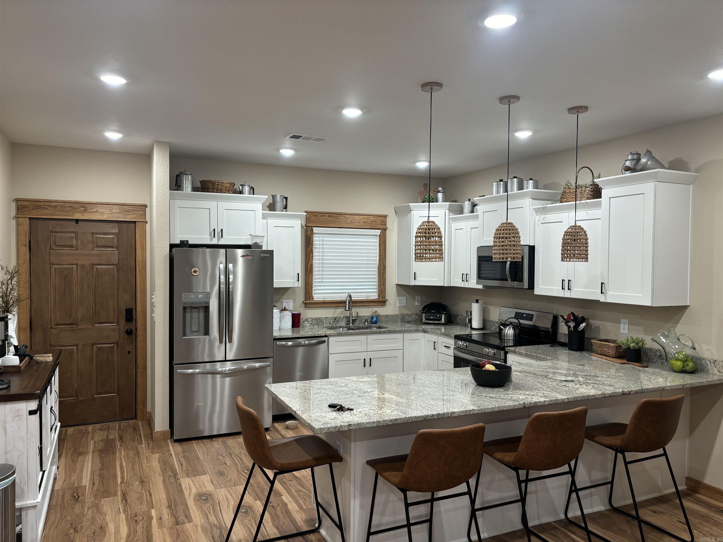 RIVER PLACE ESTATES - Residential