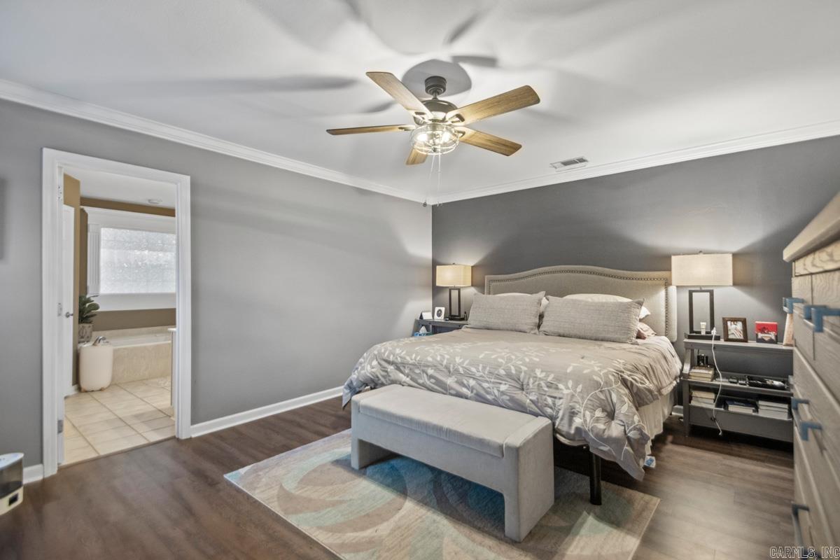 LONGHILLS VILLAGE - Residential